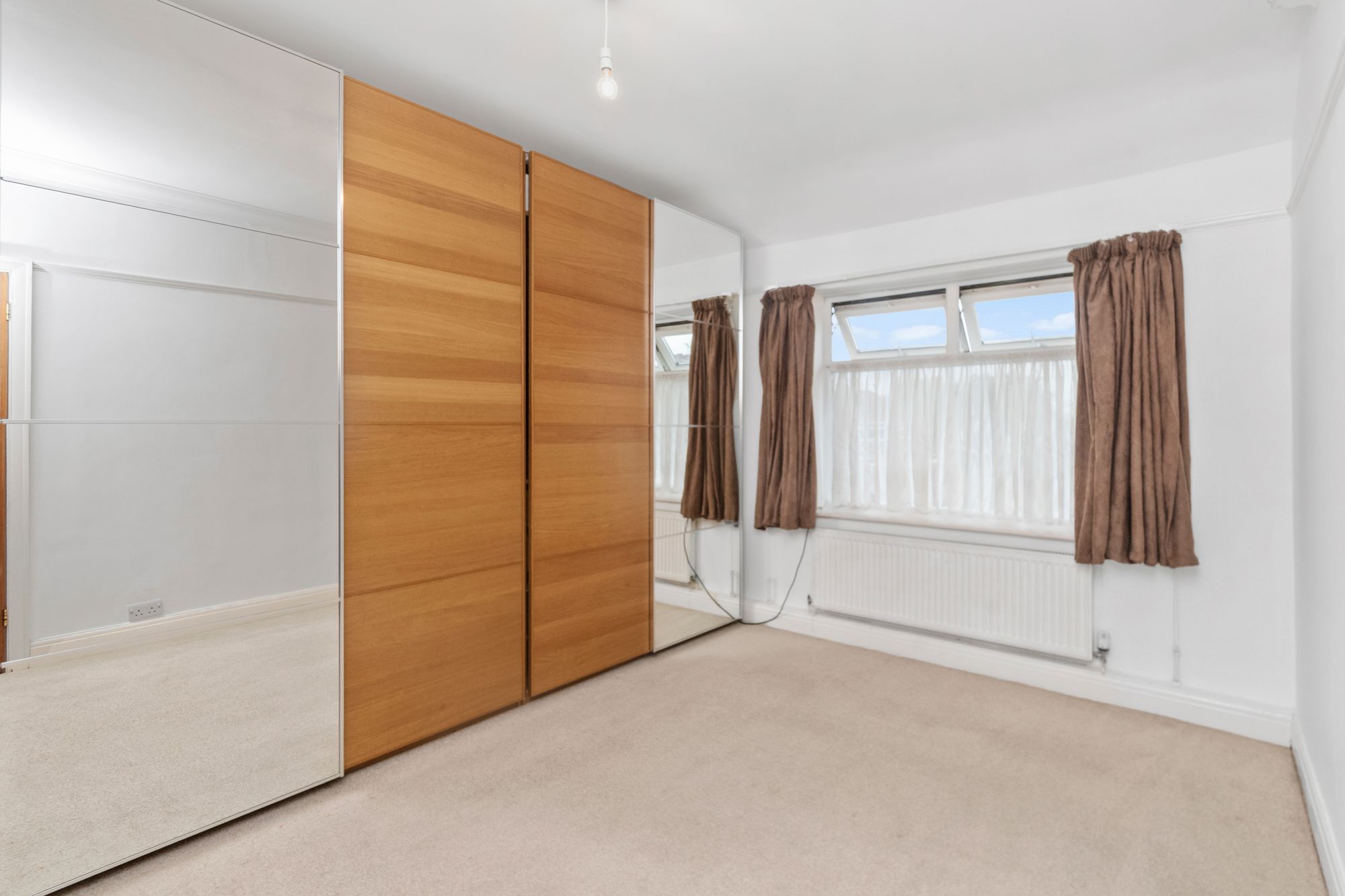 Lyndon Grove, Runcorn