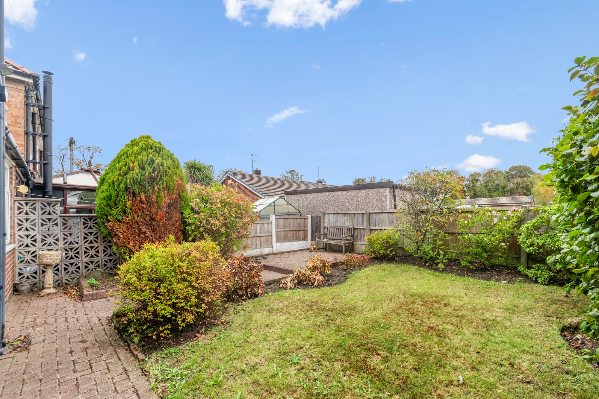 Bobbies Lane, St. Helens
