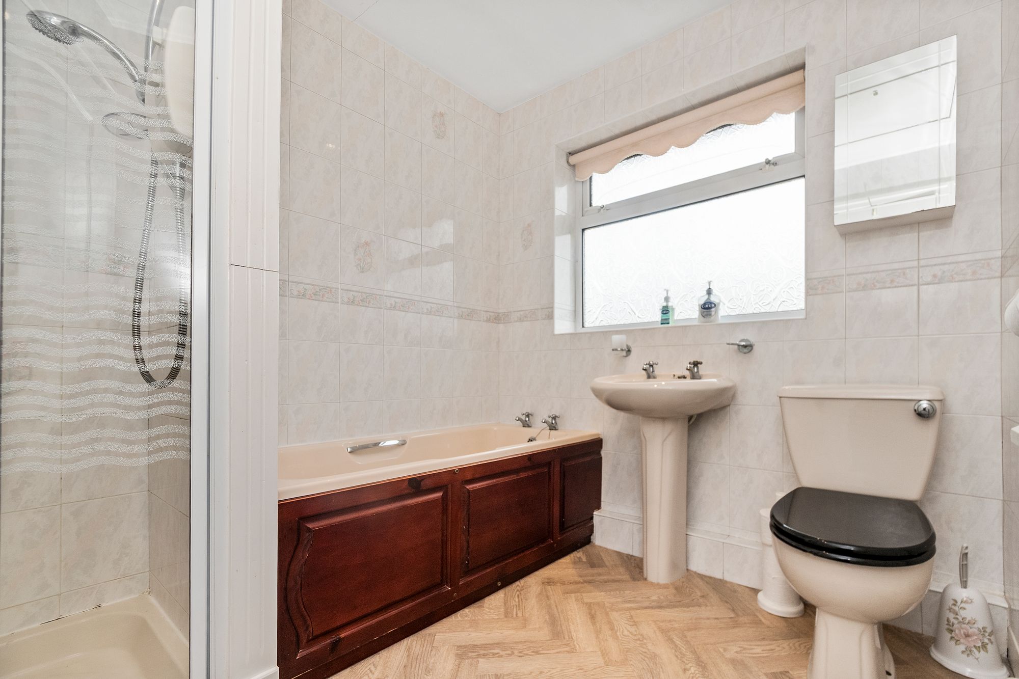 Bobbies Lane, St. Helens