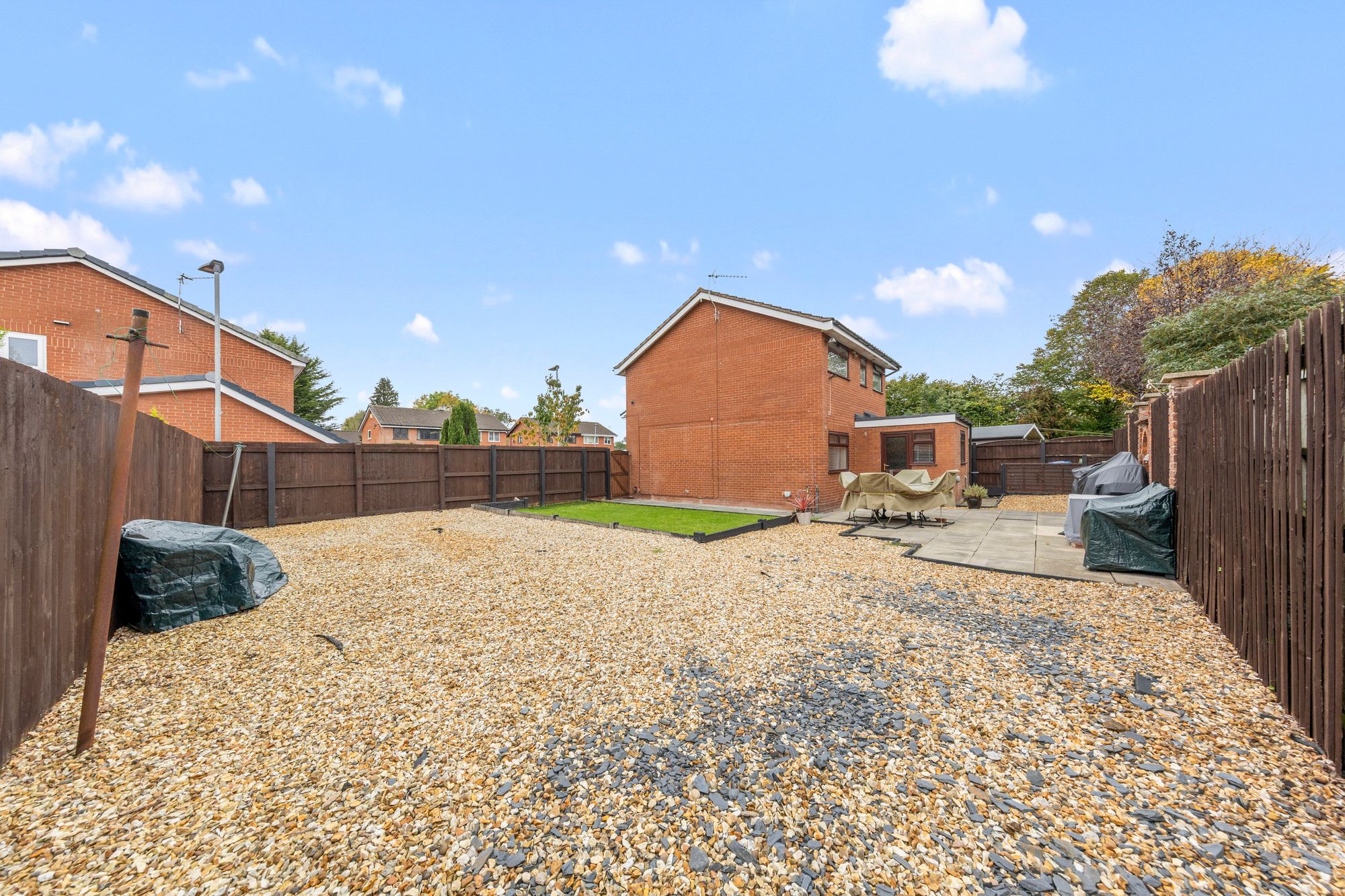 Marlow Close, Birchwood, WA3