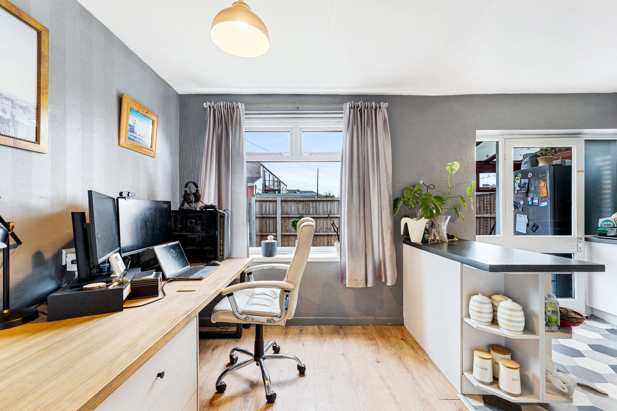 Deacon Road, Widnes, WA8