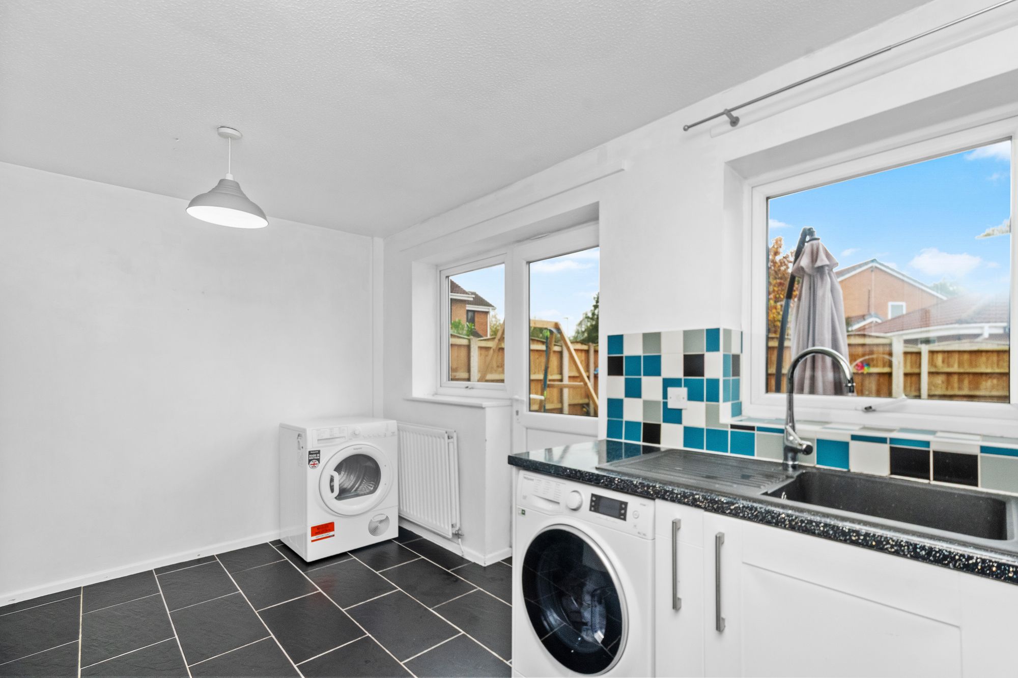 Lockerbie Close, Warrington, WA2