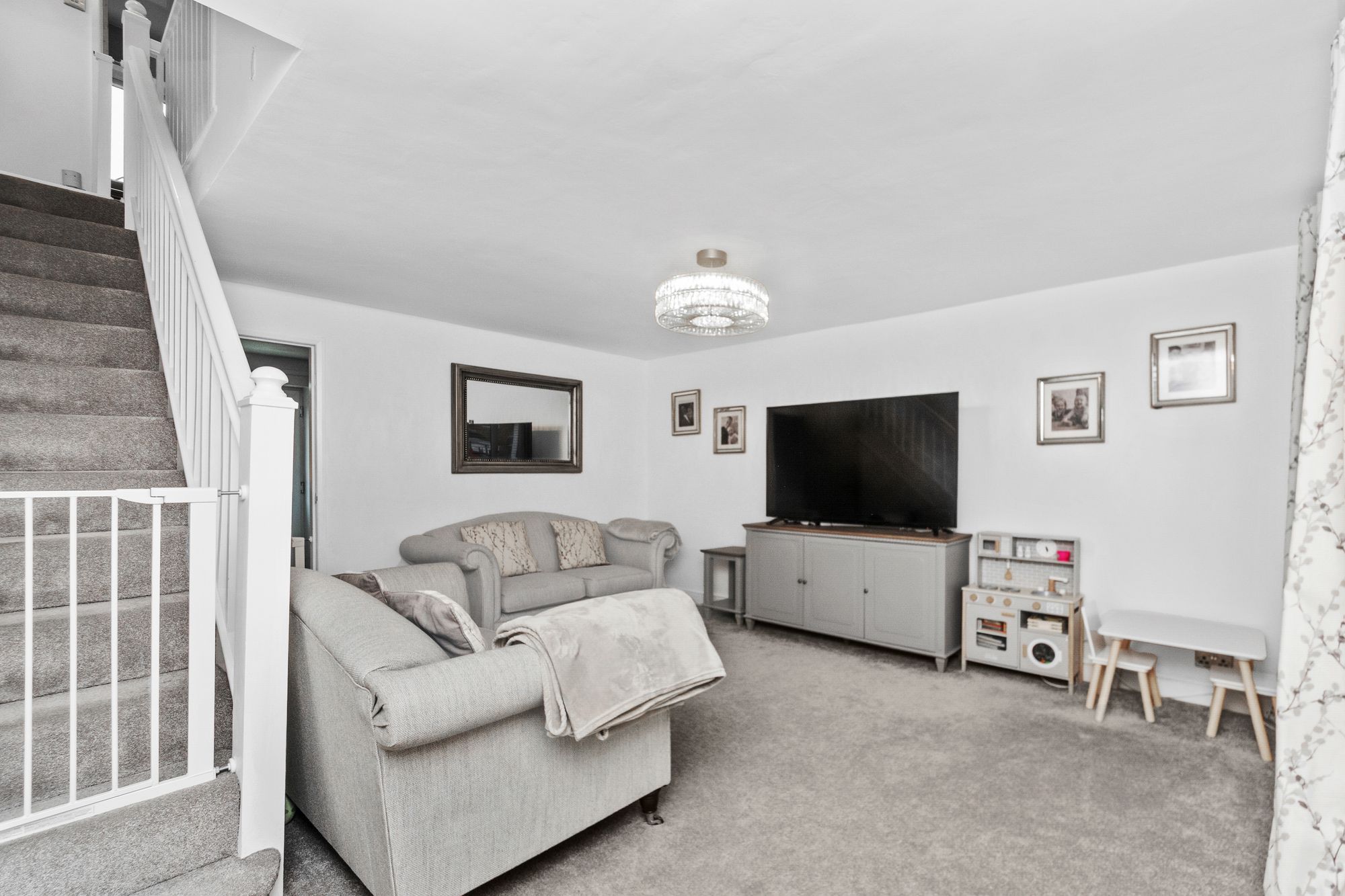 Lockerbie Close, Warrington, WA2