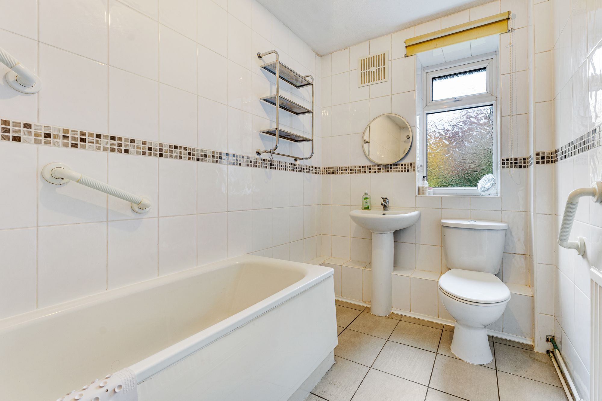 Montgomery Road, Widnes, WA8