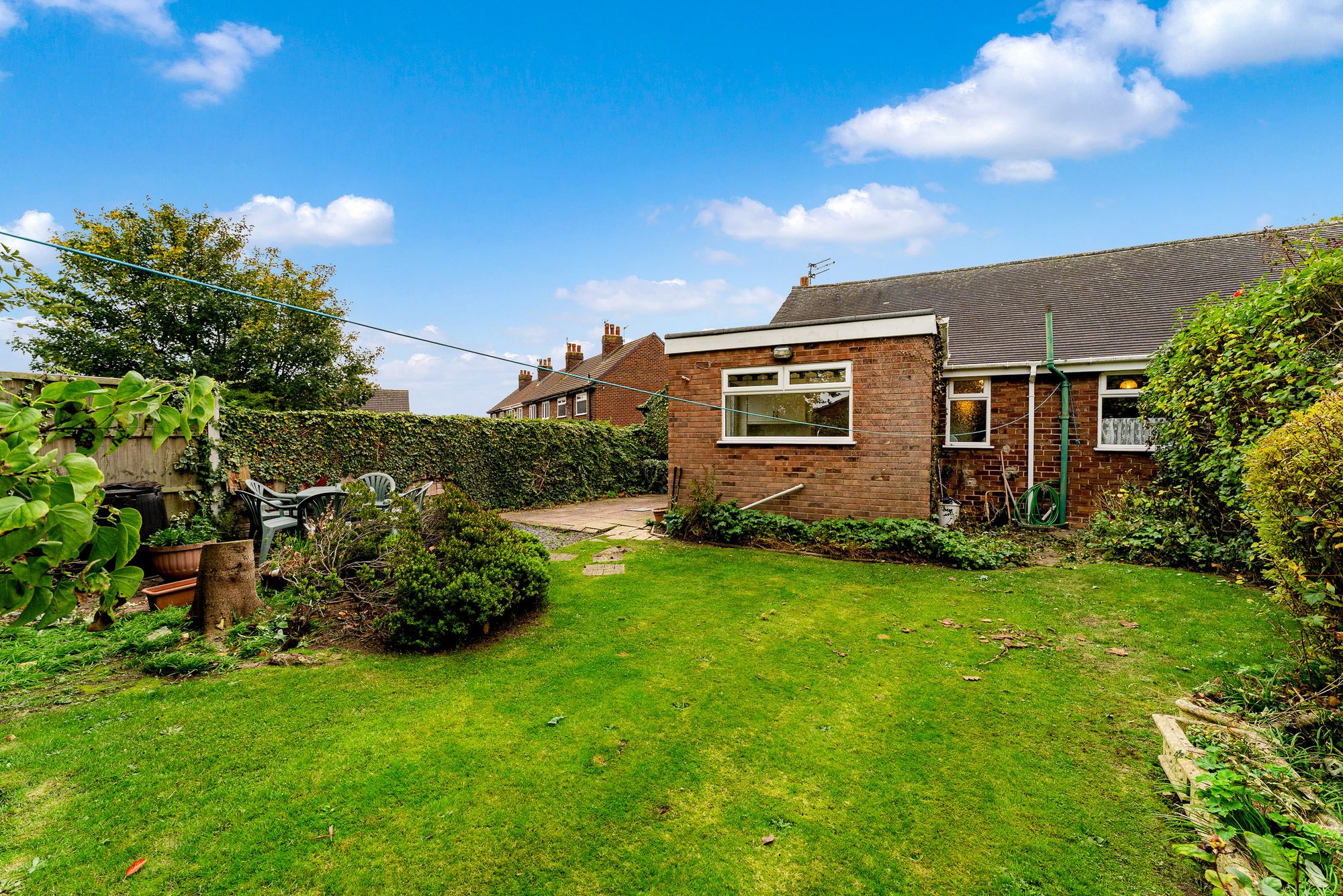 Montgomery Road, Widnes, WA8