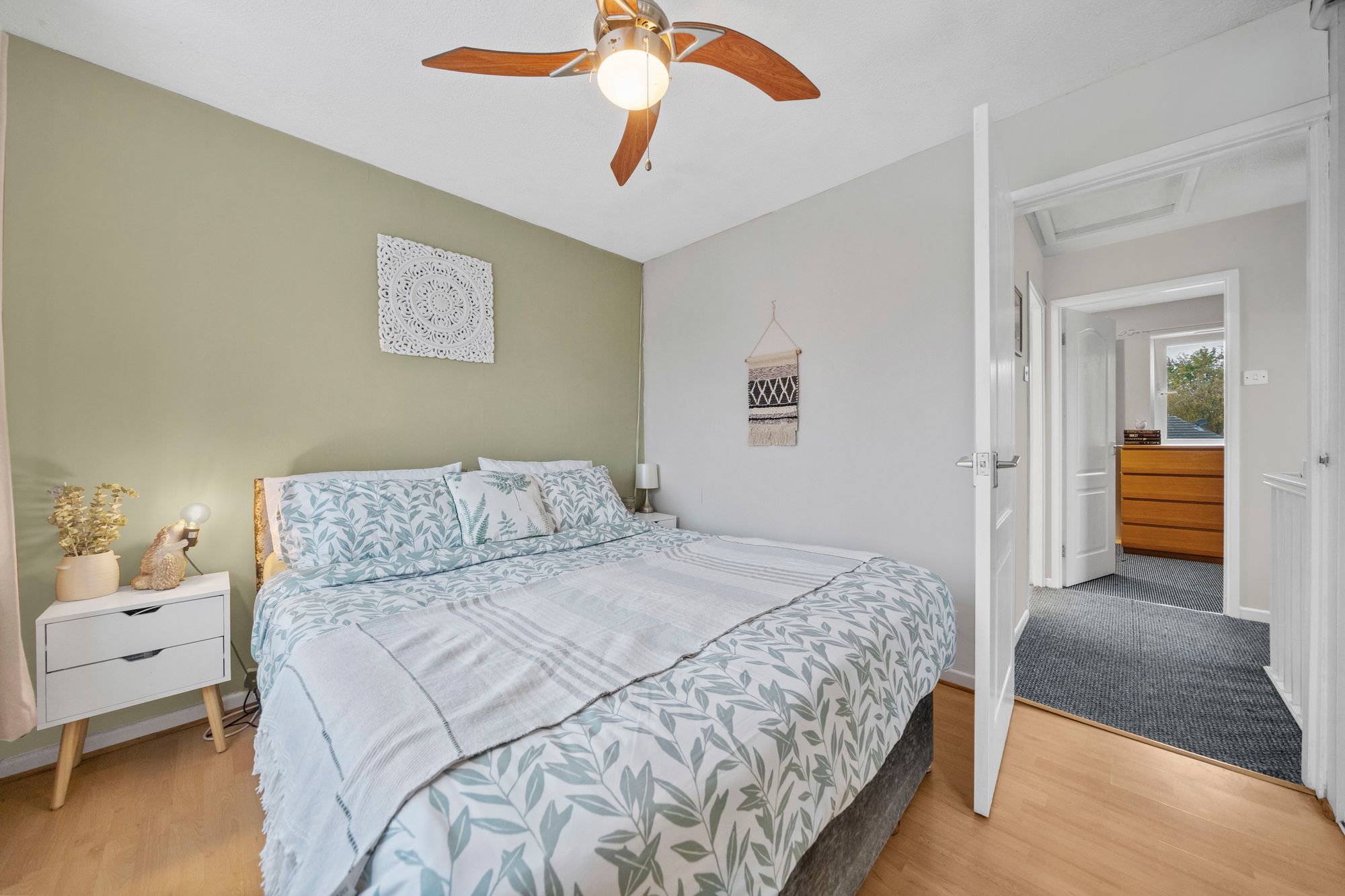 Water View Park, Leigh