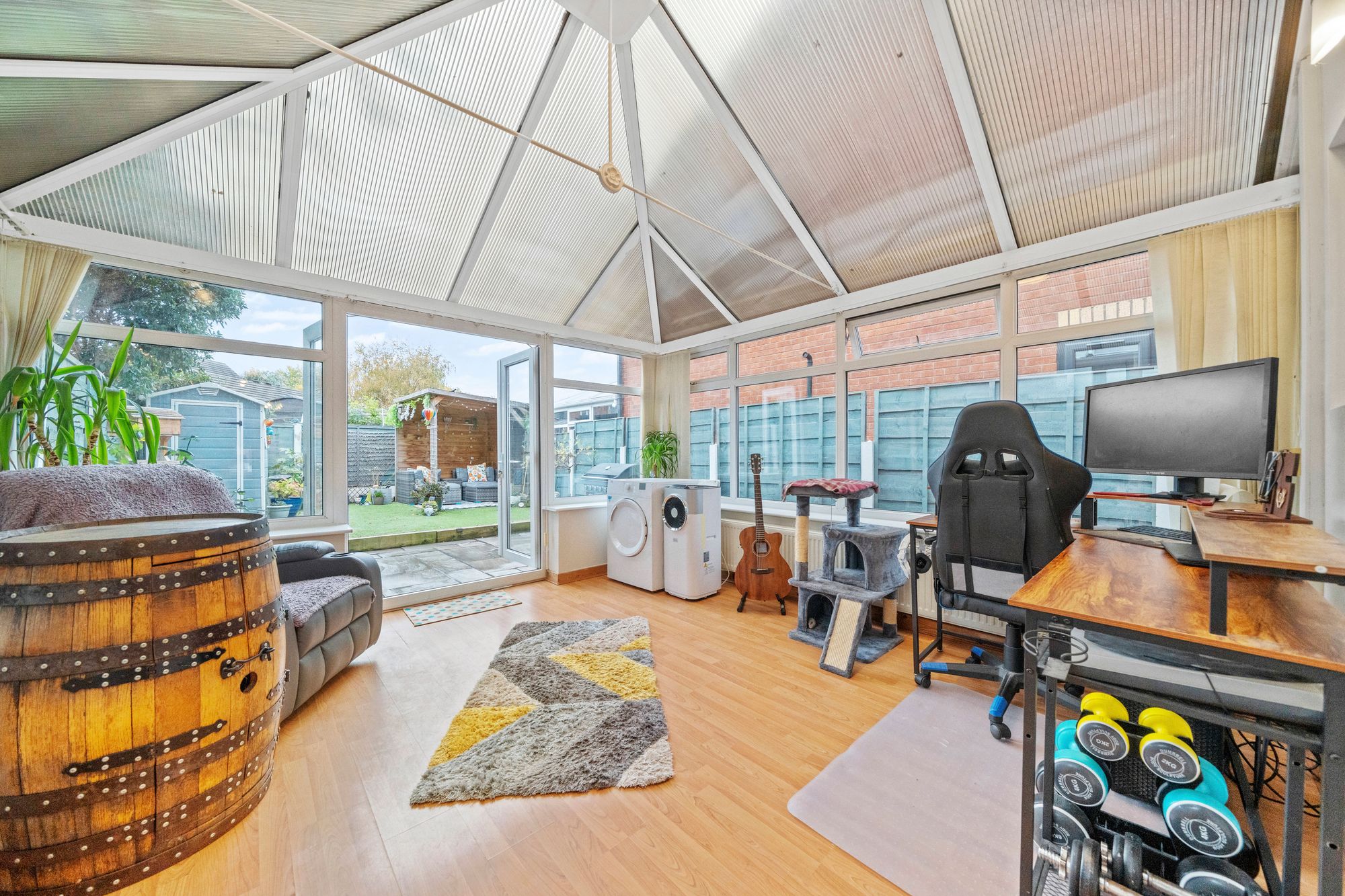 Water View Park, Leigh