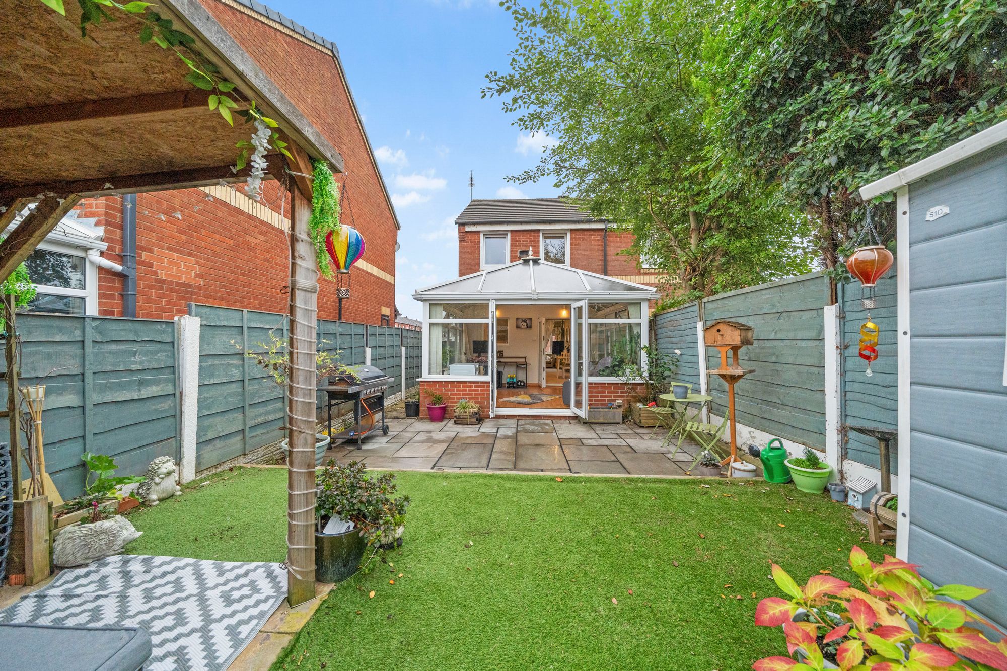 Water View Park, Leigh