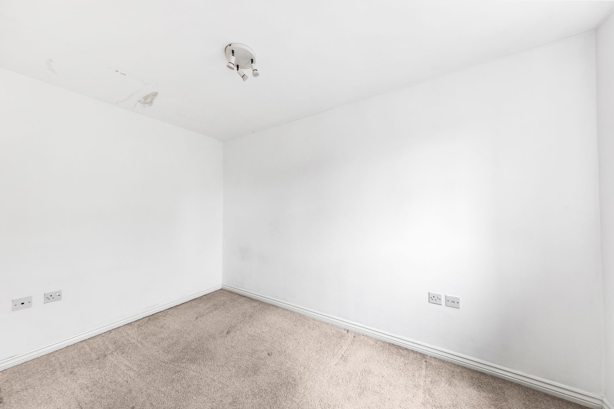 Larkspur Grove, Warrington