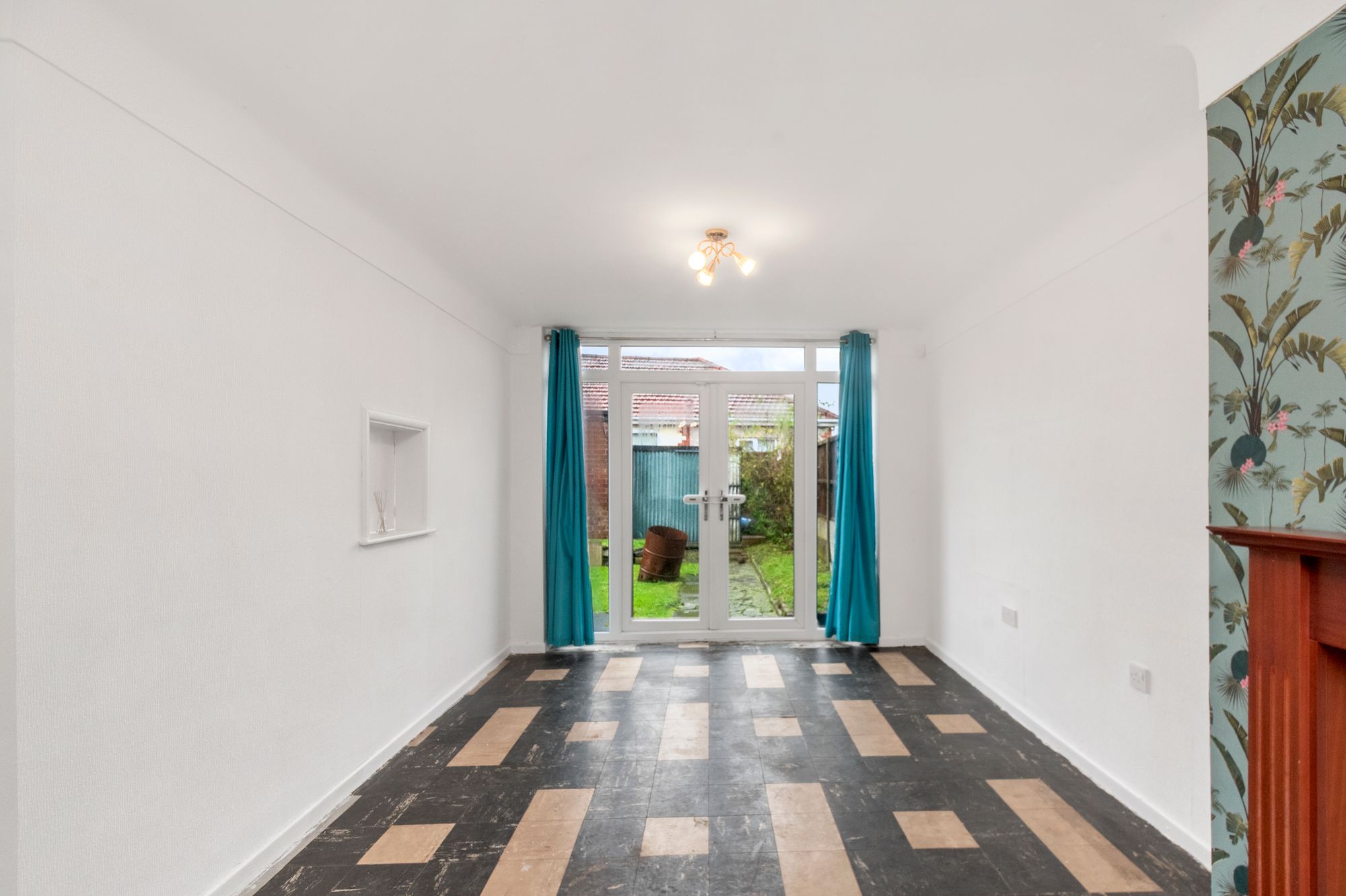 Neills Road, Bold, WA9