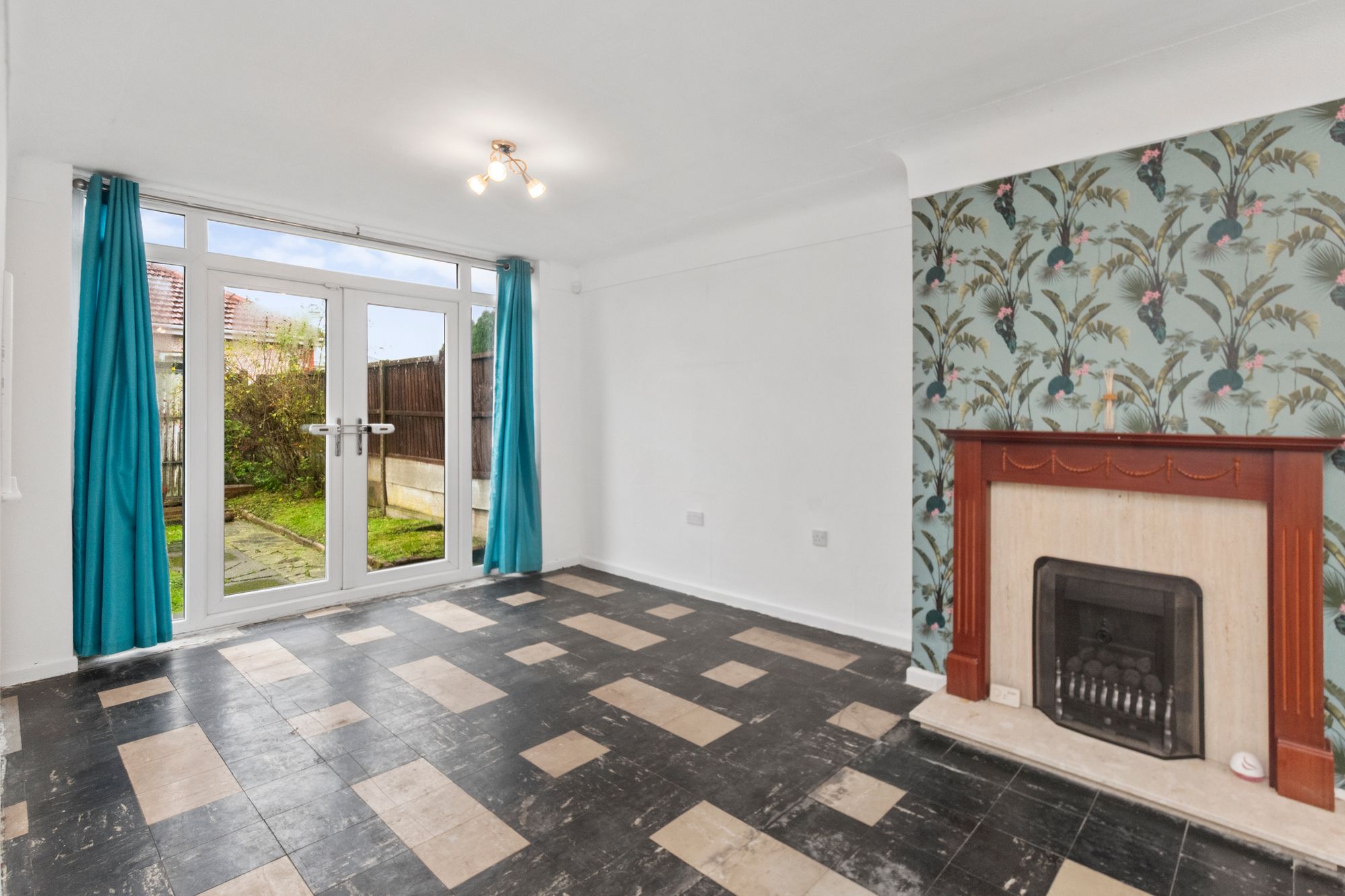 Neills Road, Bold, WA9