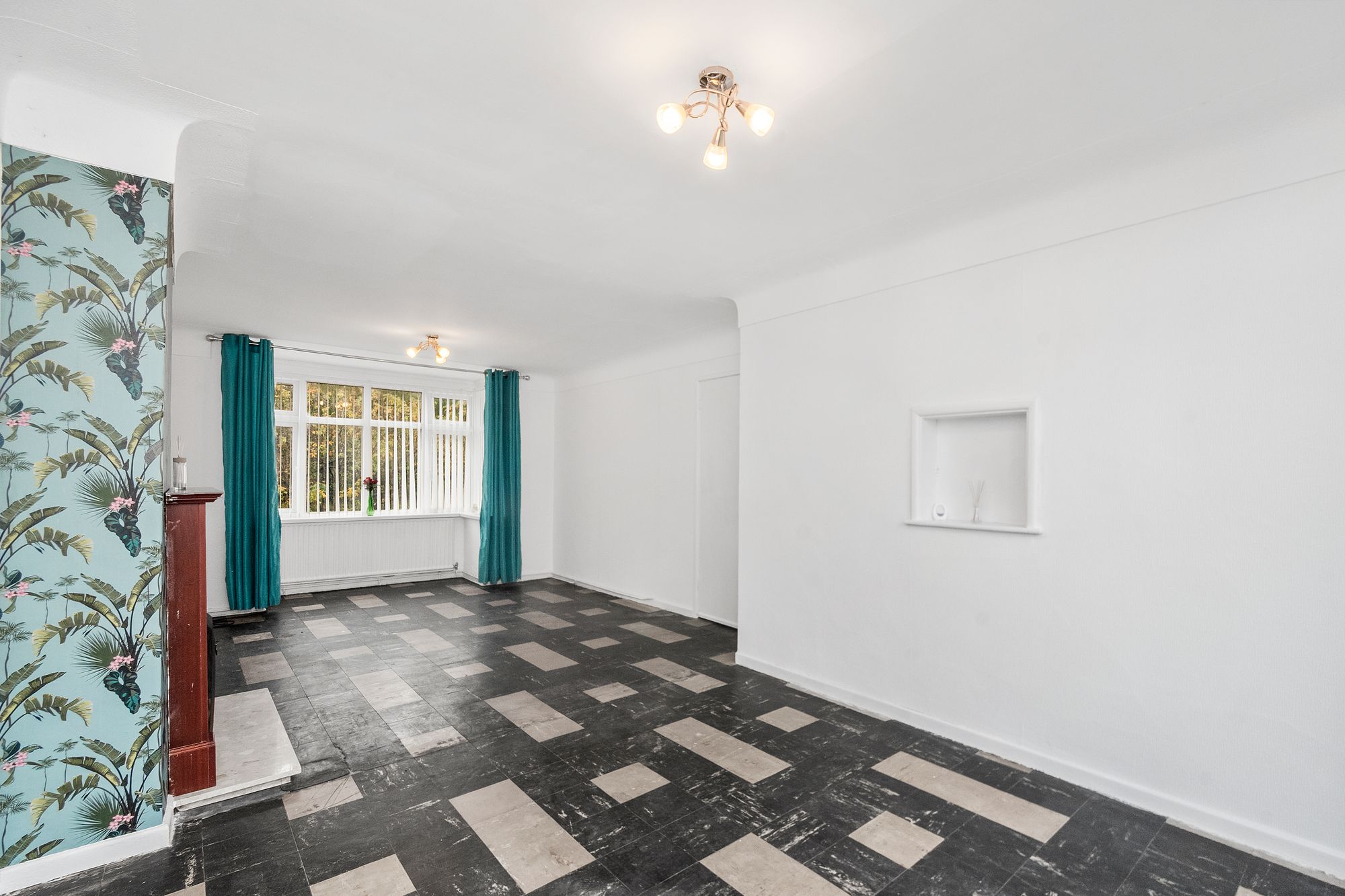 Neills Road, Bold, WA9