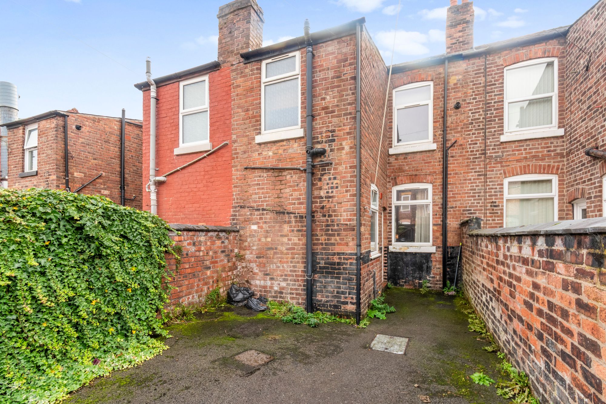 Old Liverpool Road, Warrington