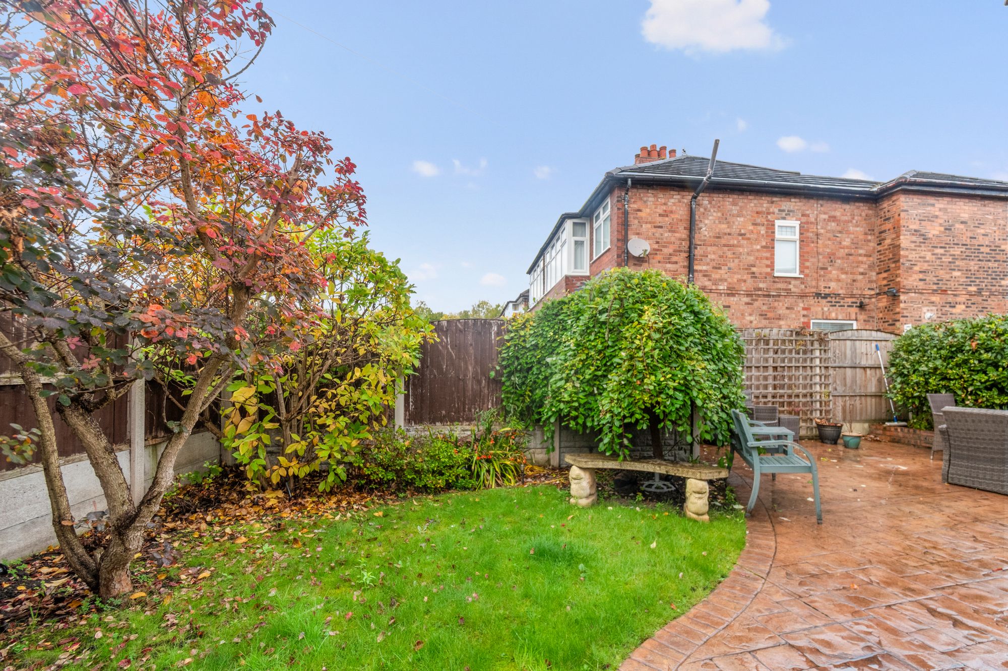 Padgate Lane, Padgate, WA1