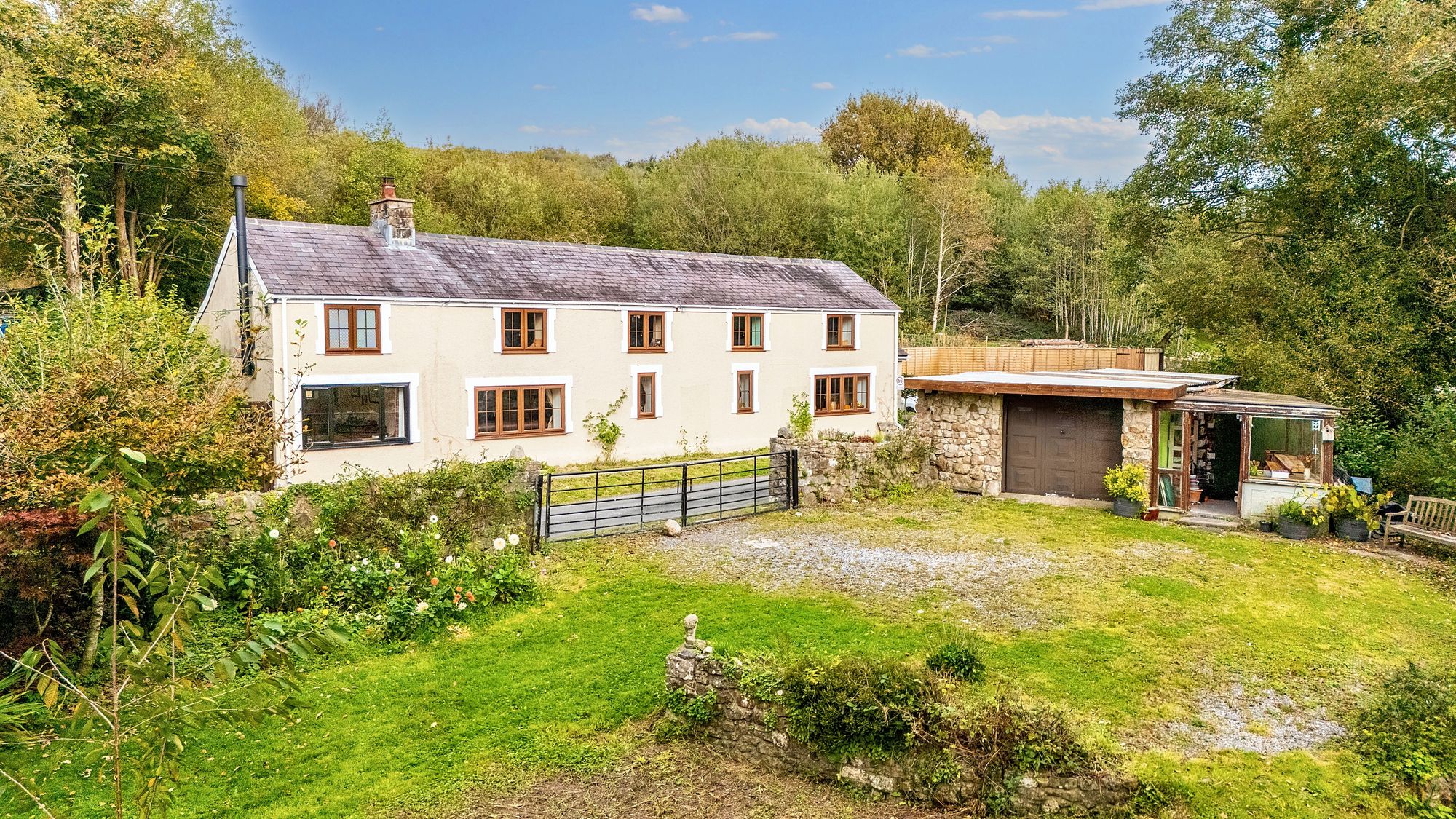 Heol Ddu, Ammanford, SA18