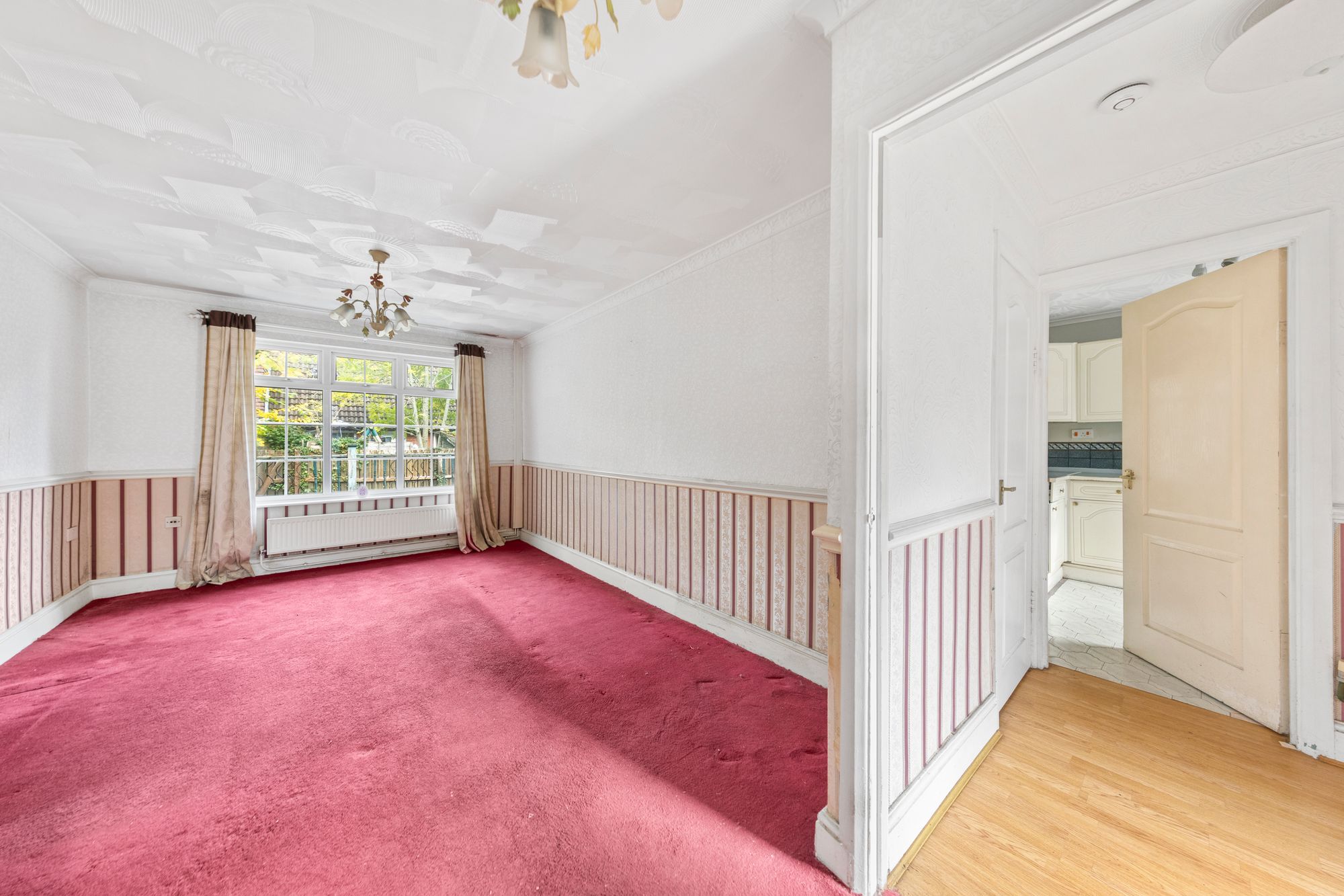 Waywell Close, Fearnhead, WA2