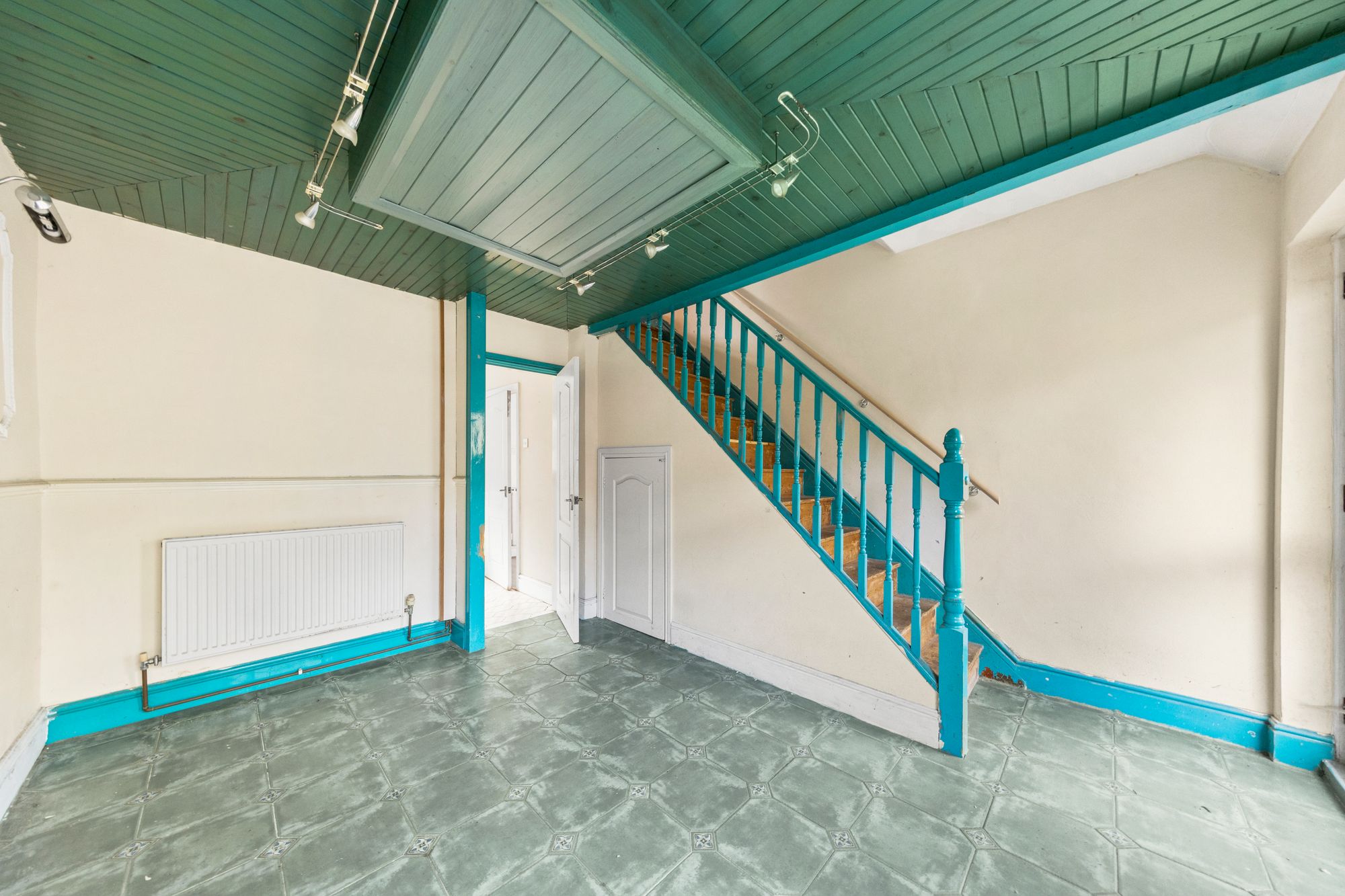 Waywell Close, Fearnhead, WA2