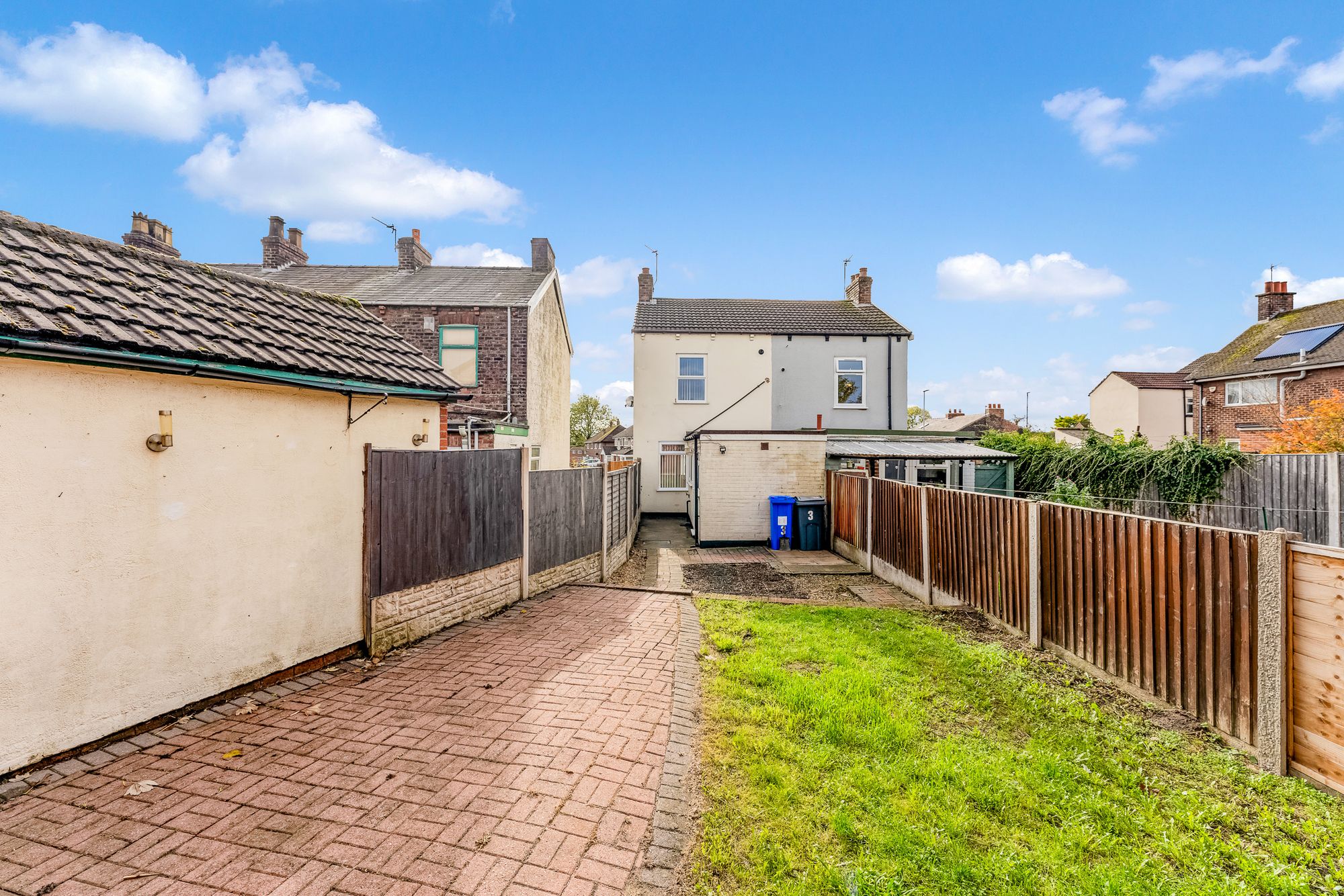 Dundalk Road, Widnes