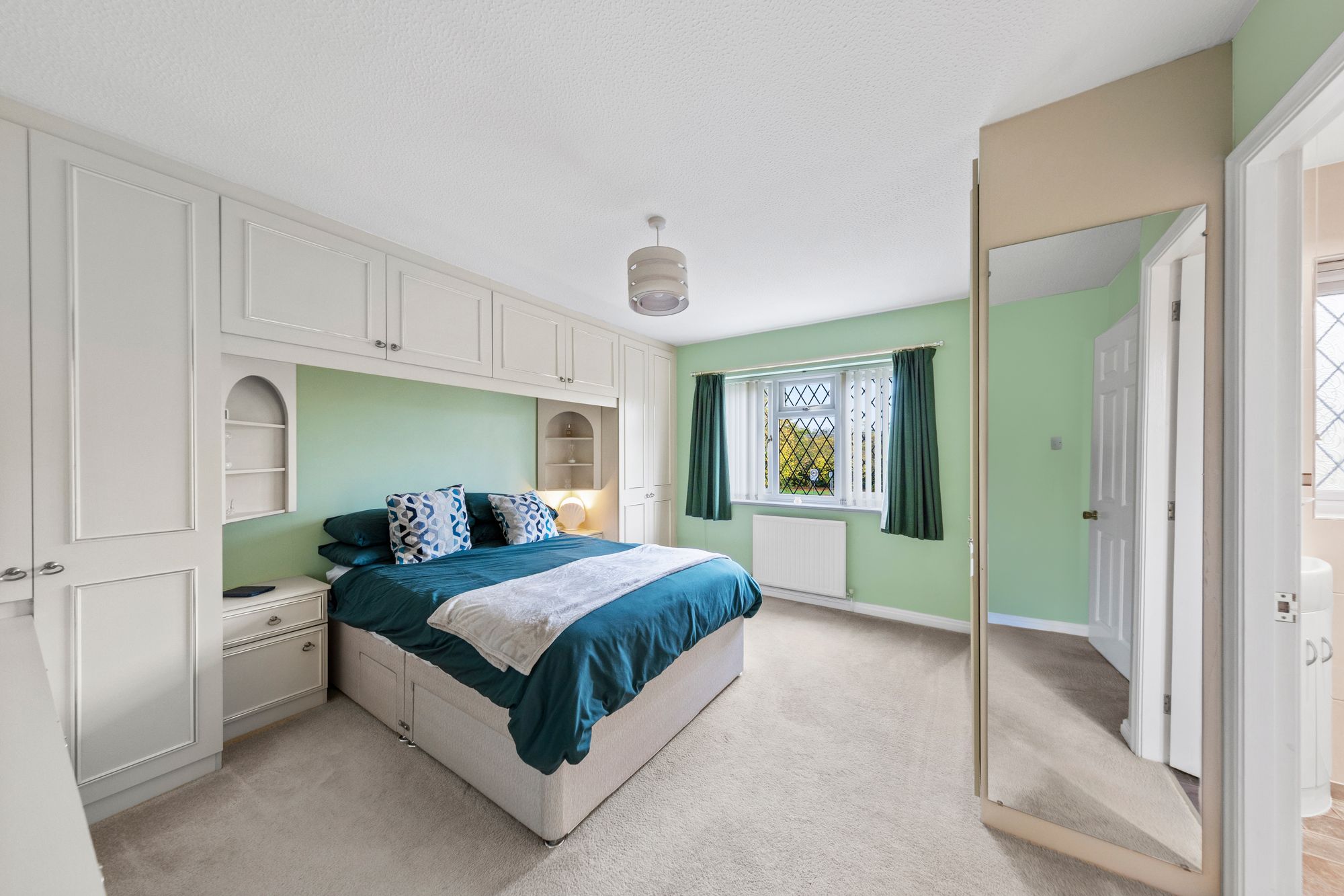 Westbrook Crescent, Old Hall, WA5