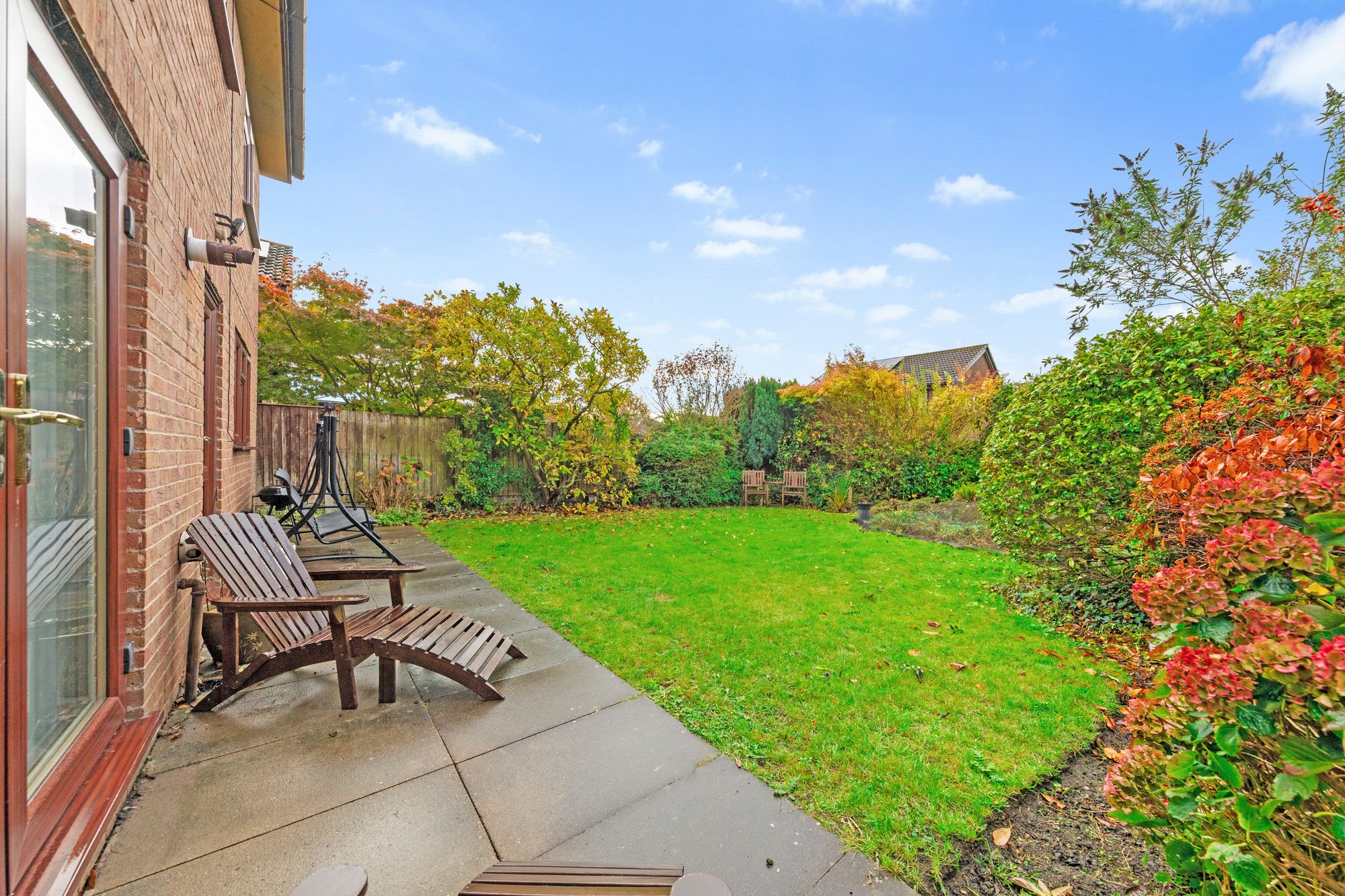 Westbrook Crescent, Old Hall, WA5