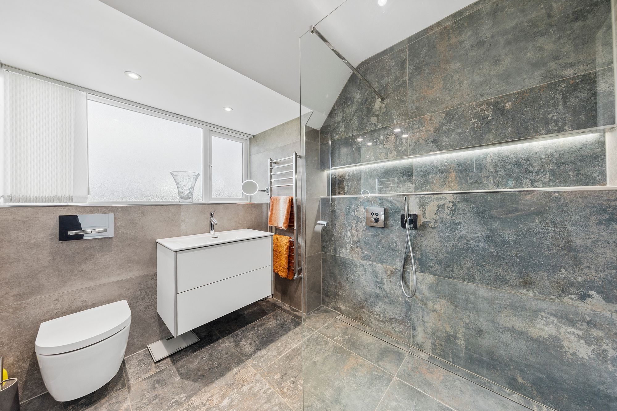 Newton Road, Lowton, WA3