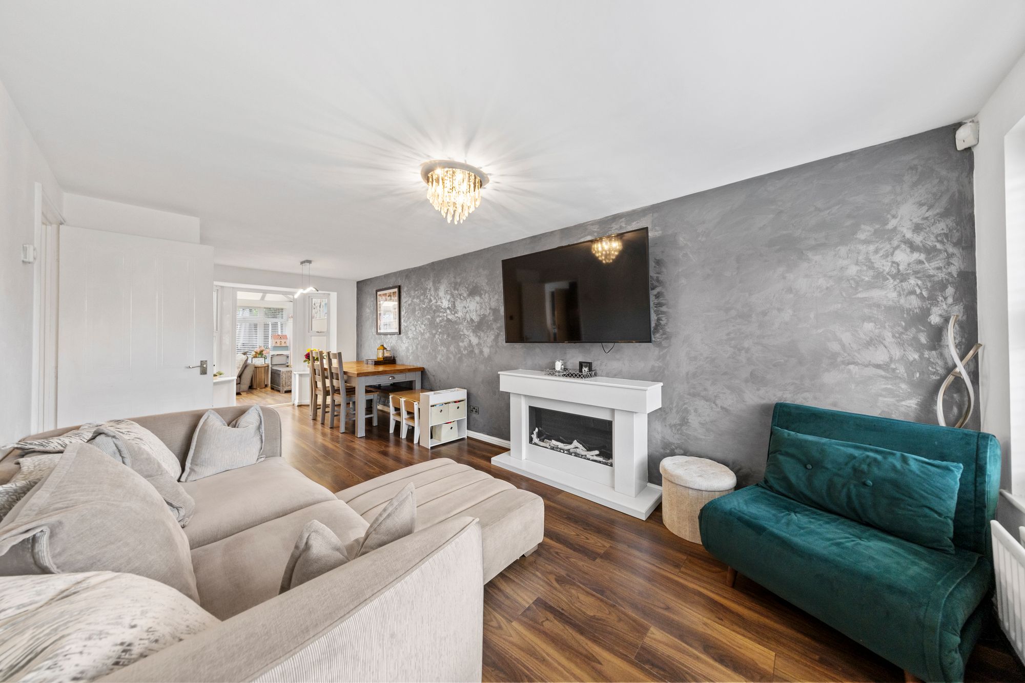 Elmsett Close, Great Sankey, WA5