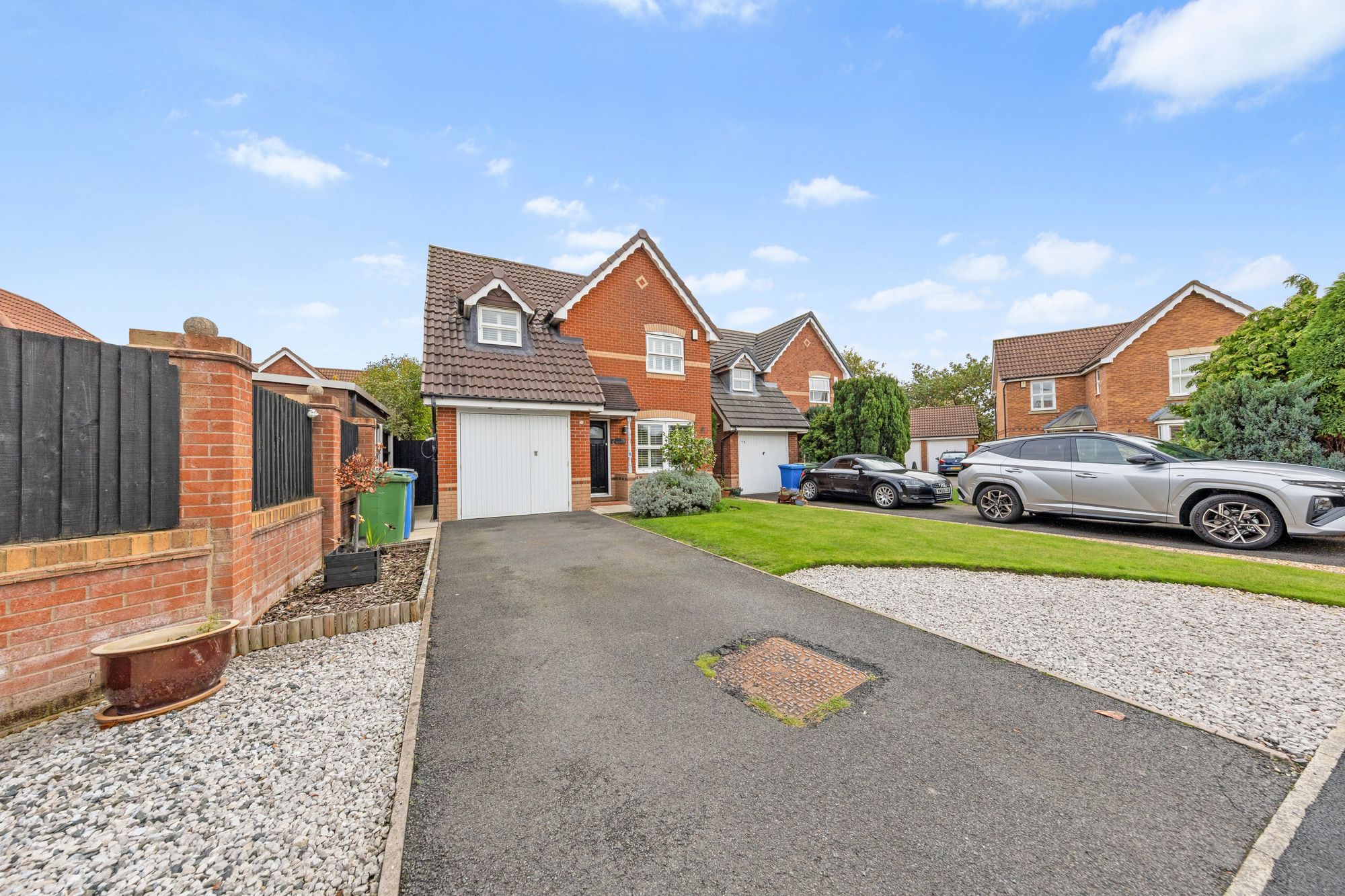 Elmsett Close, Great Sankey, WA5