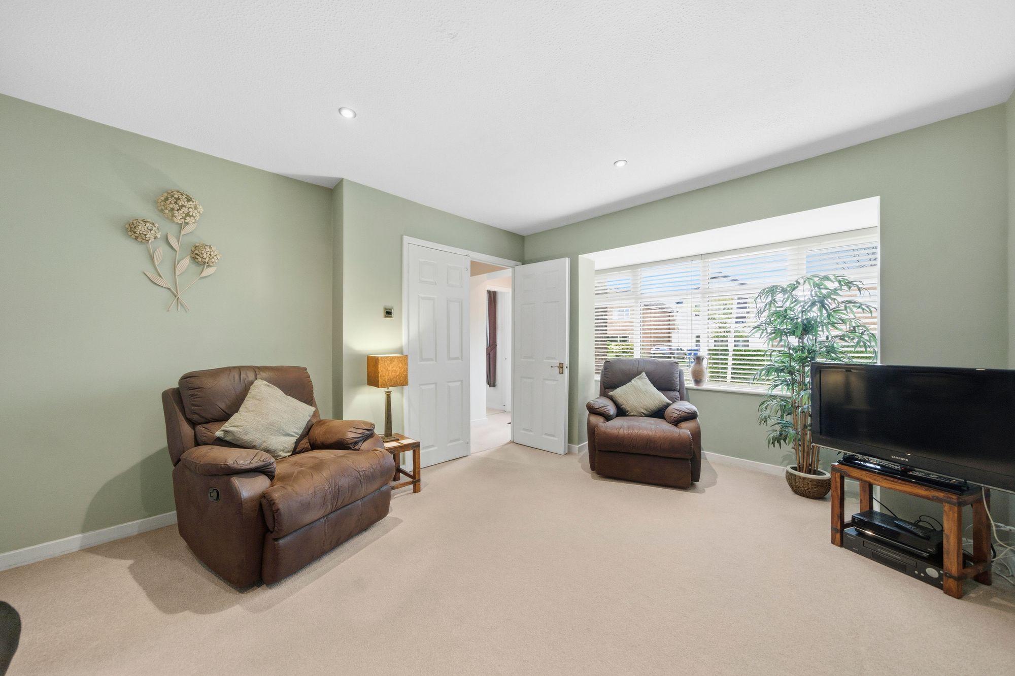 Slag Lane, Lowton, WA3