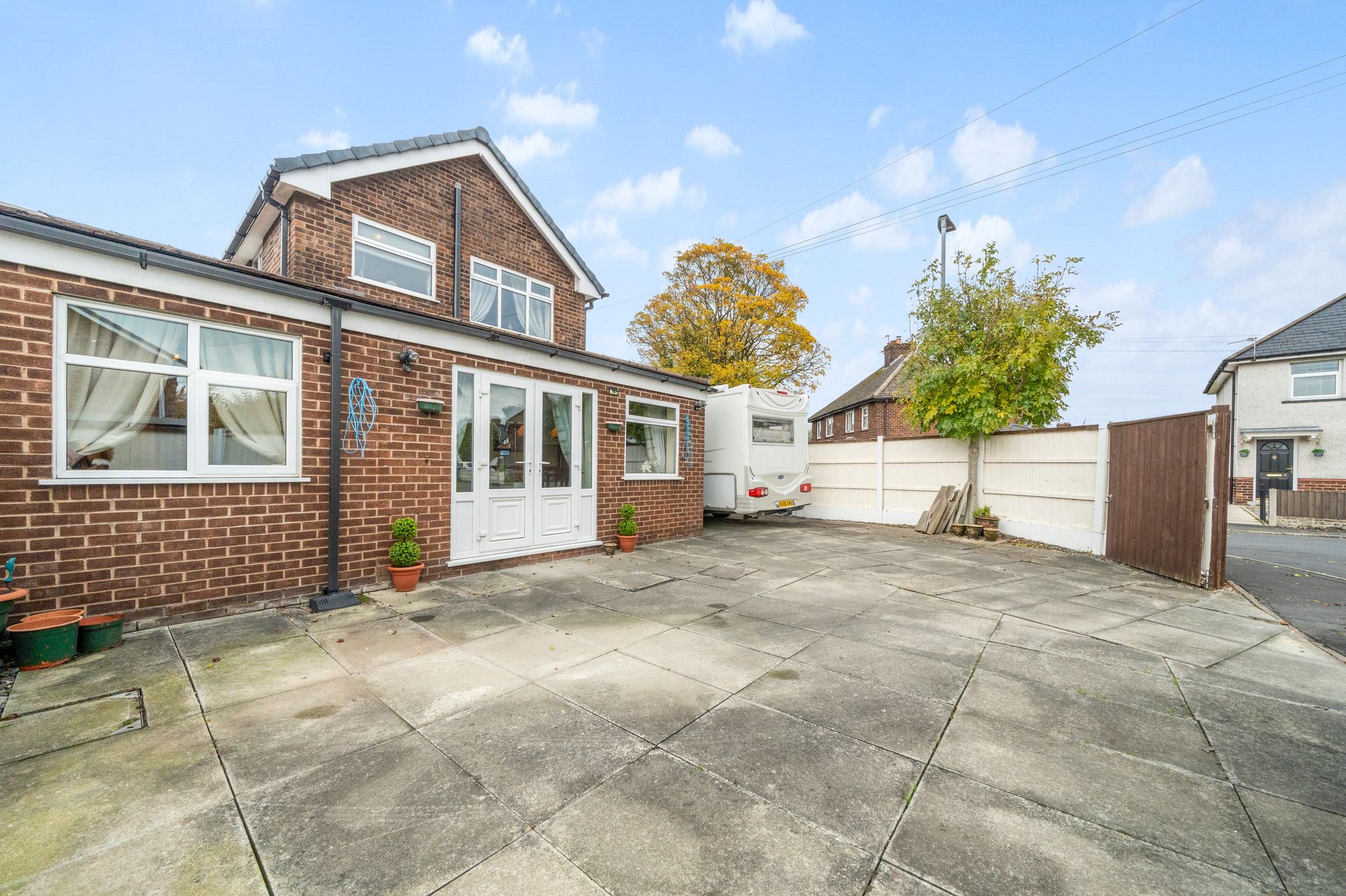 Slag Lane, Lowton, WA3