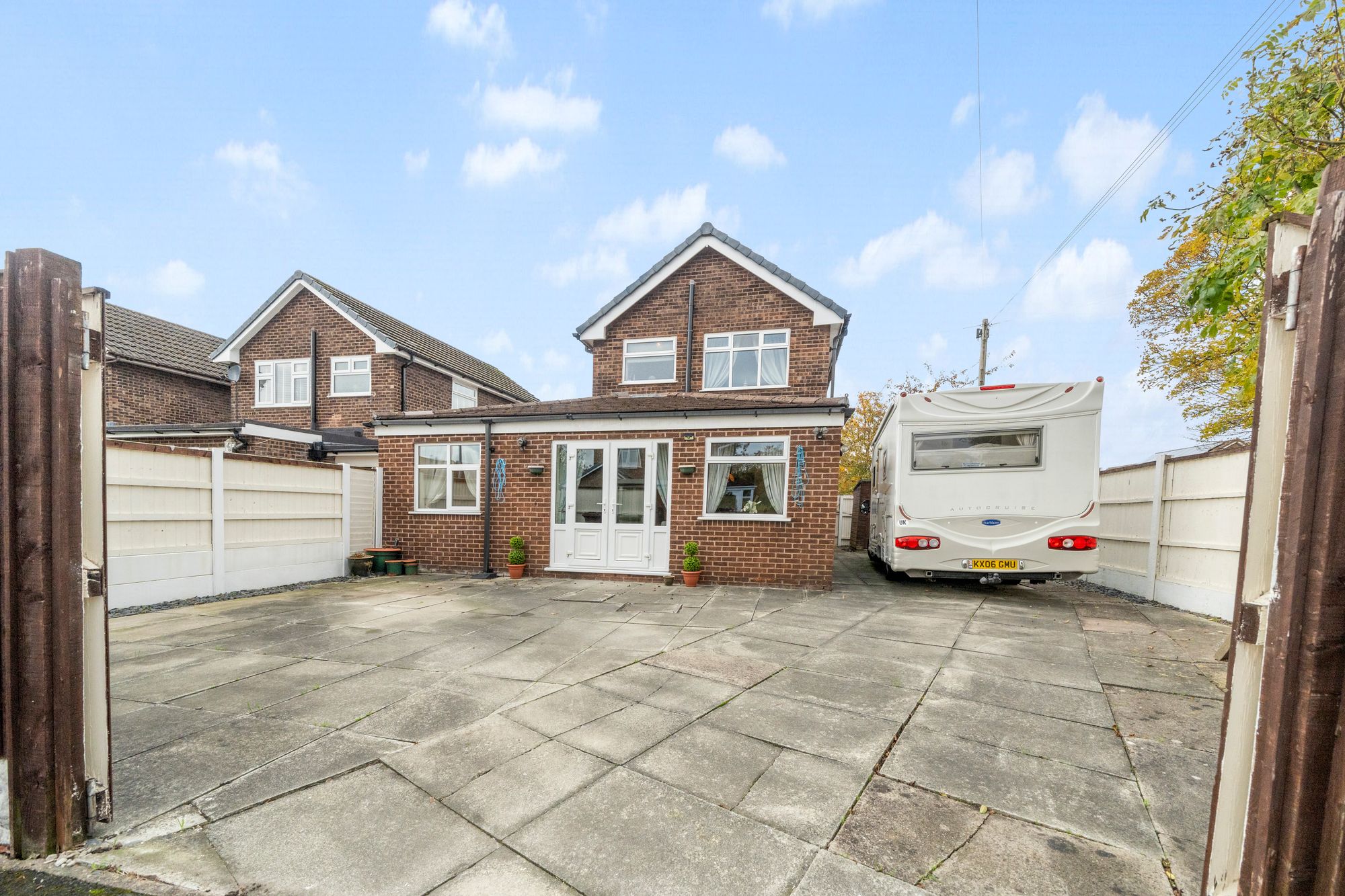 Slag Lane, Lowton, WA3