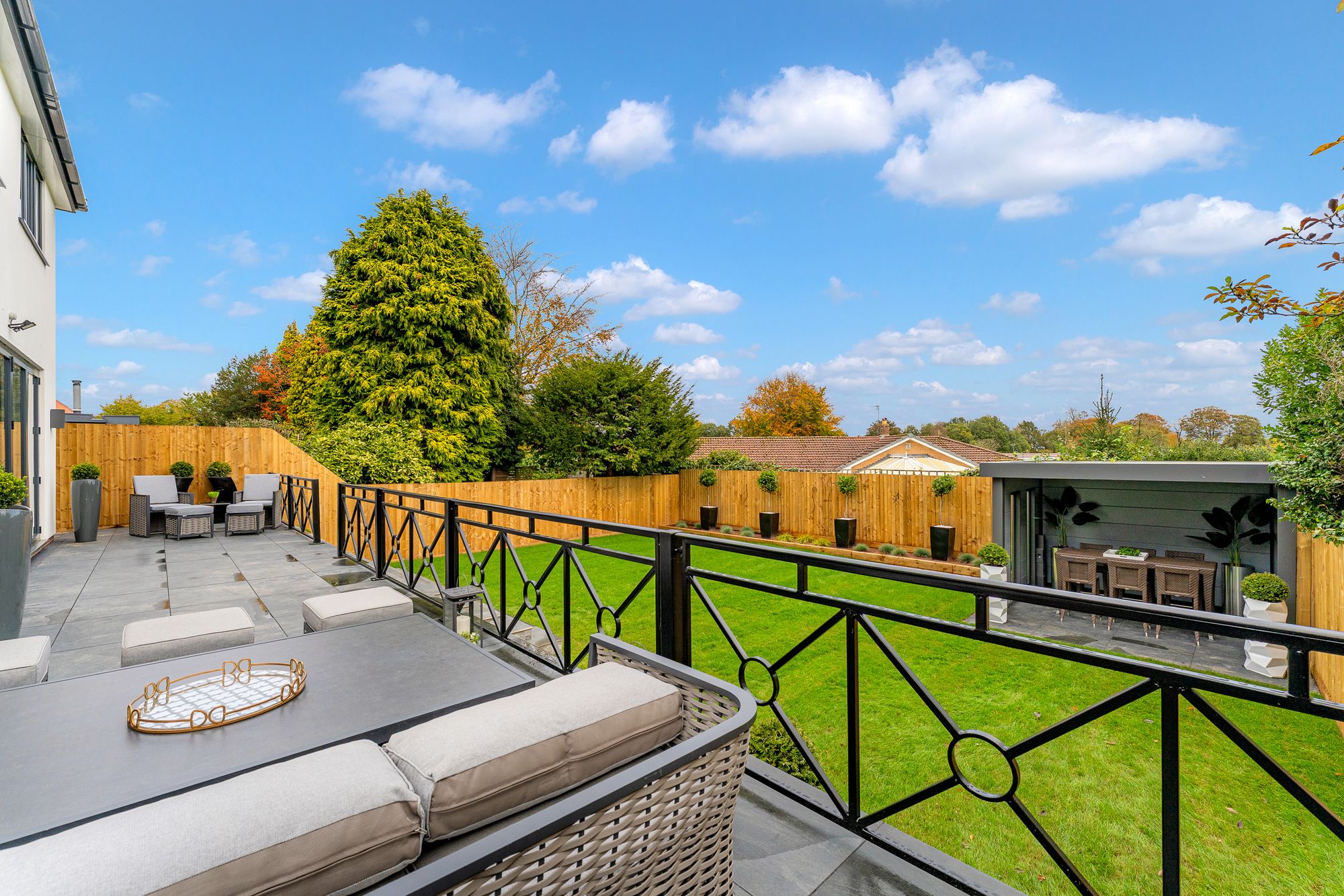 London Road, Appleton, WA4