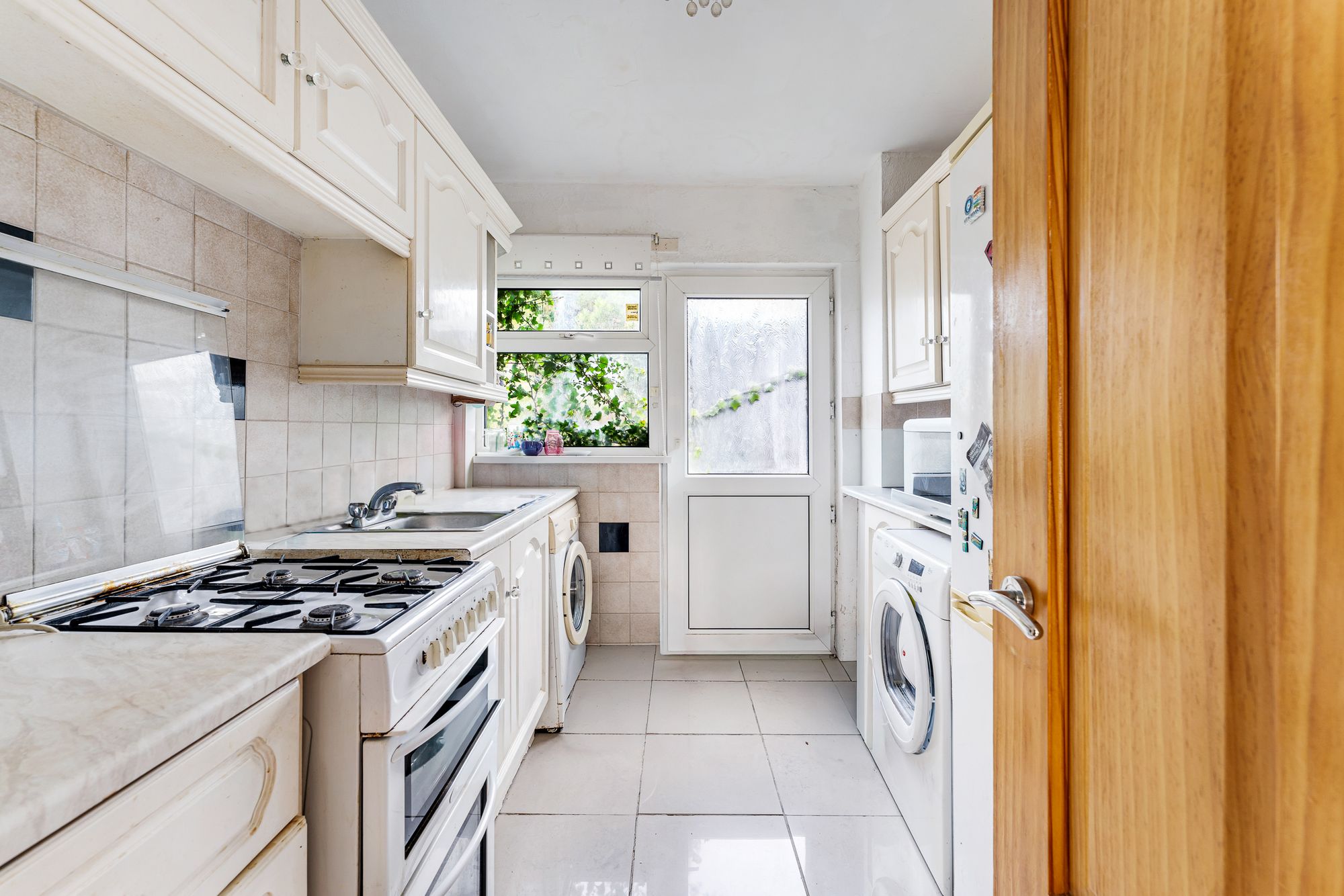 Royal Avenue, Widnes, WA8