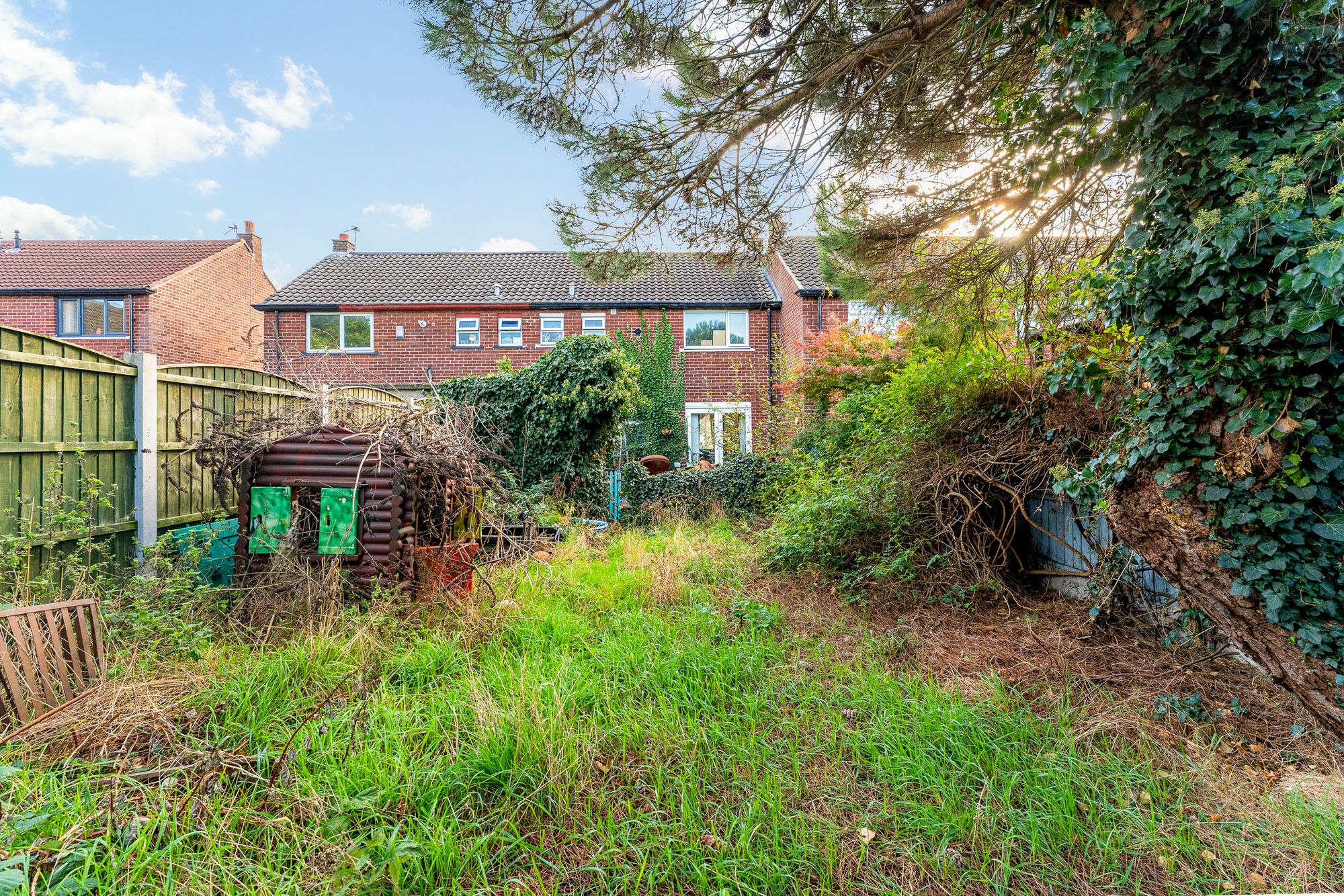 Royal Avenue, Widnes, WA8