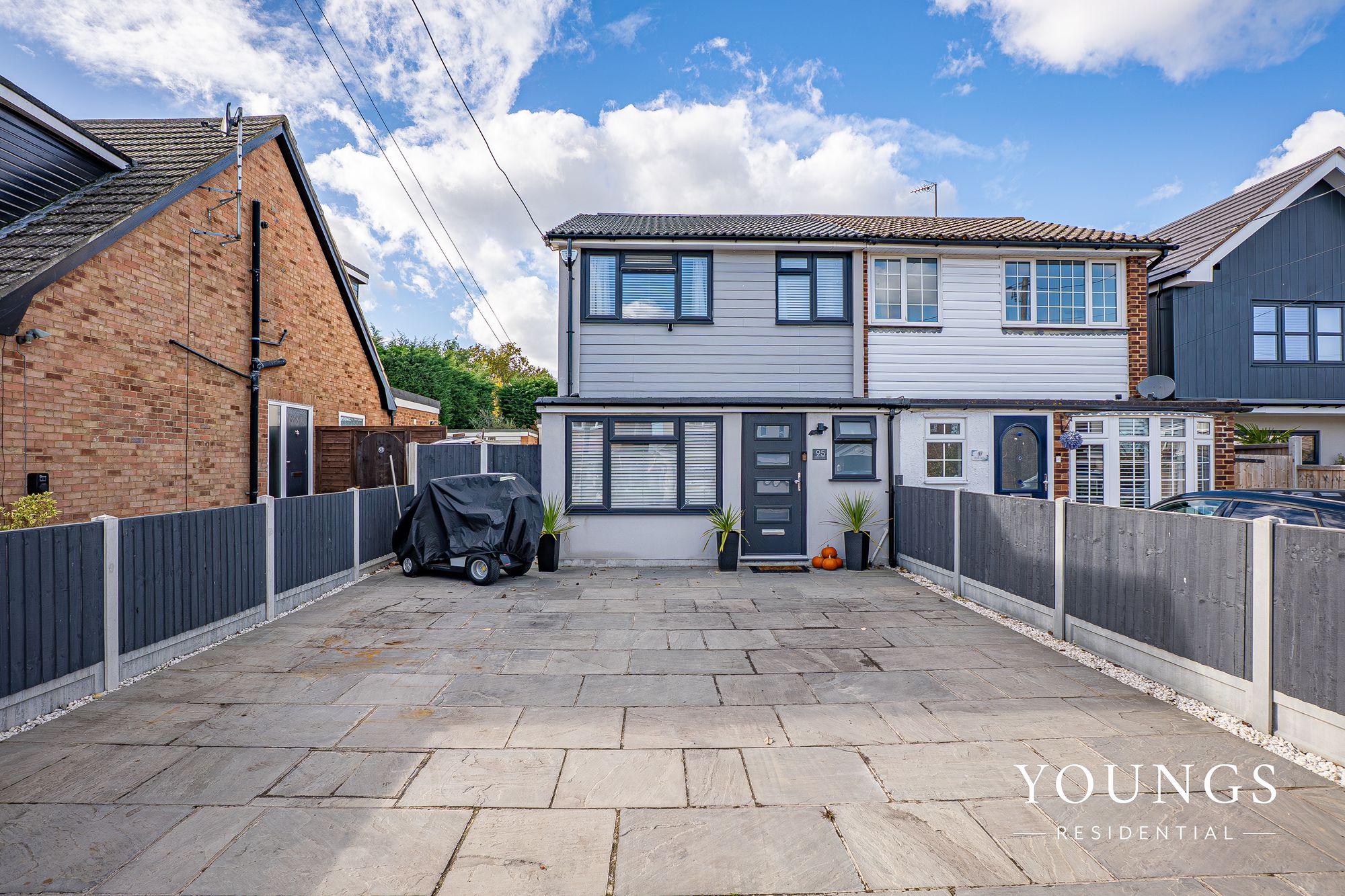 Crouch Avenue, Hullbridge, SS5