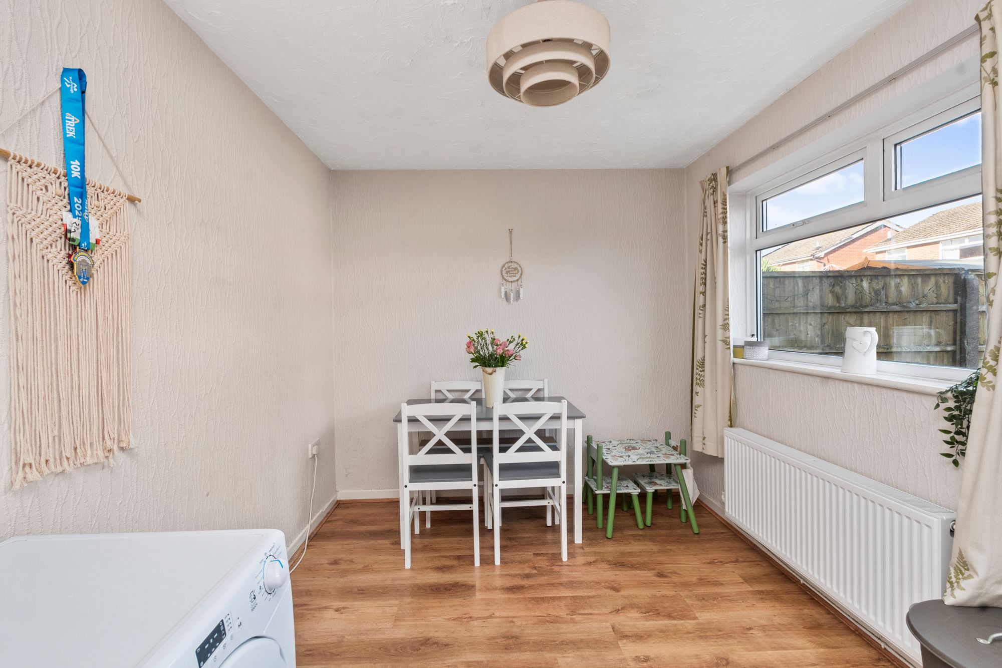 Burns Grove, Warrington