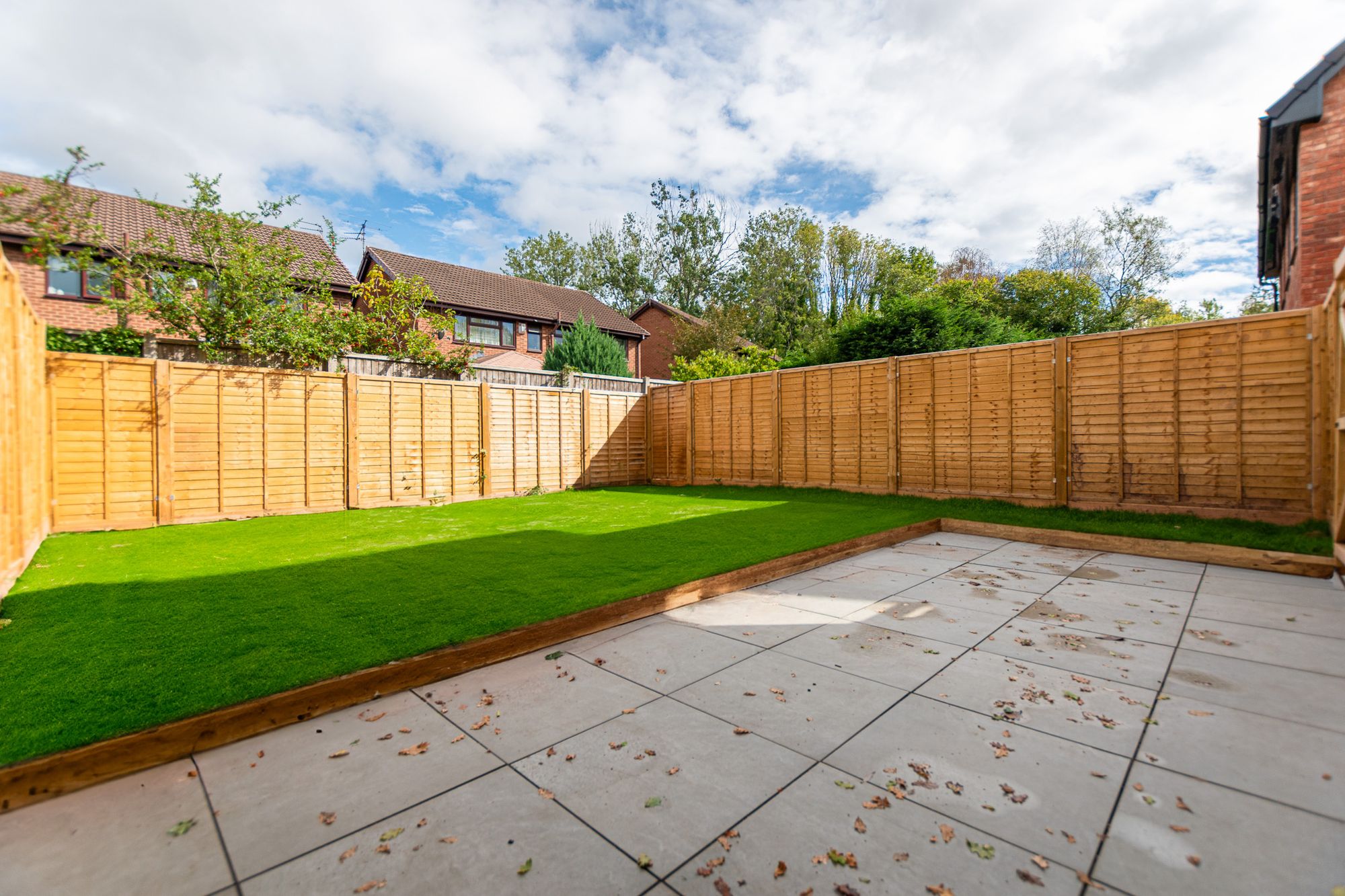 Siren Close, Birchwood, WA3