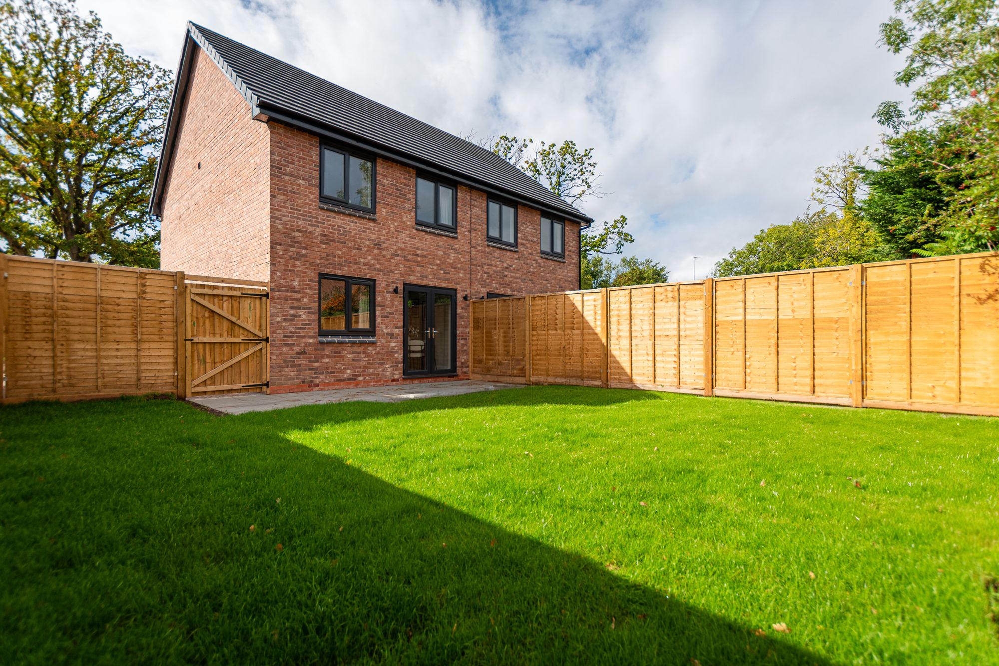 Siren Close, Birchwood, WA3