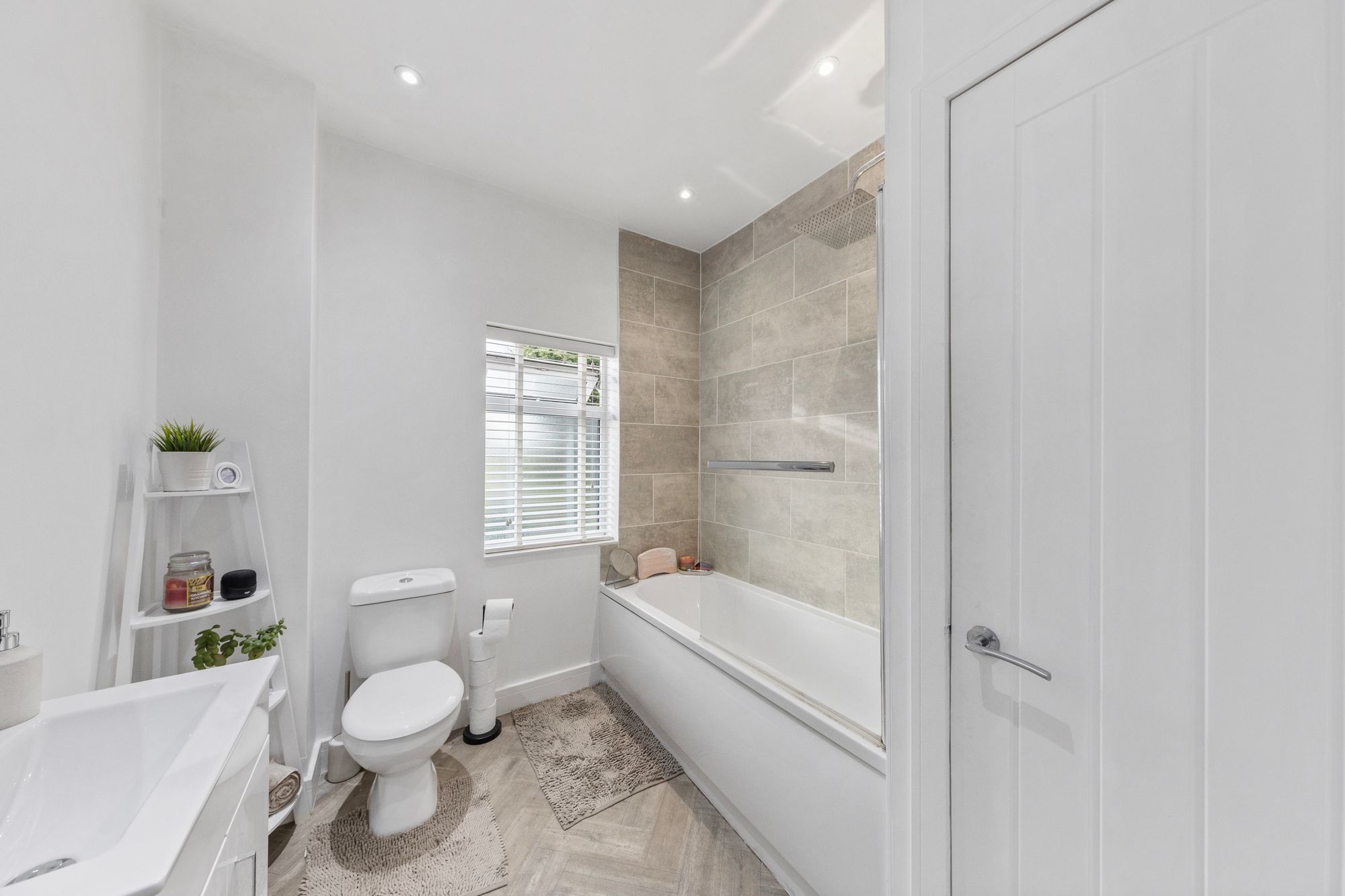 Crow Lane East, Newton-Le-Willows