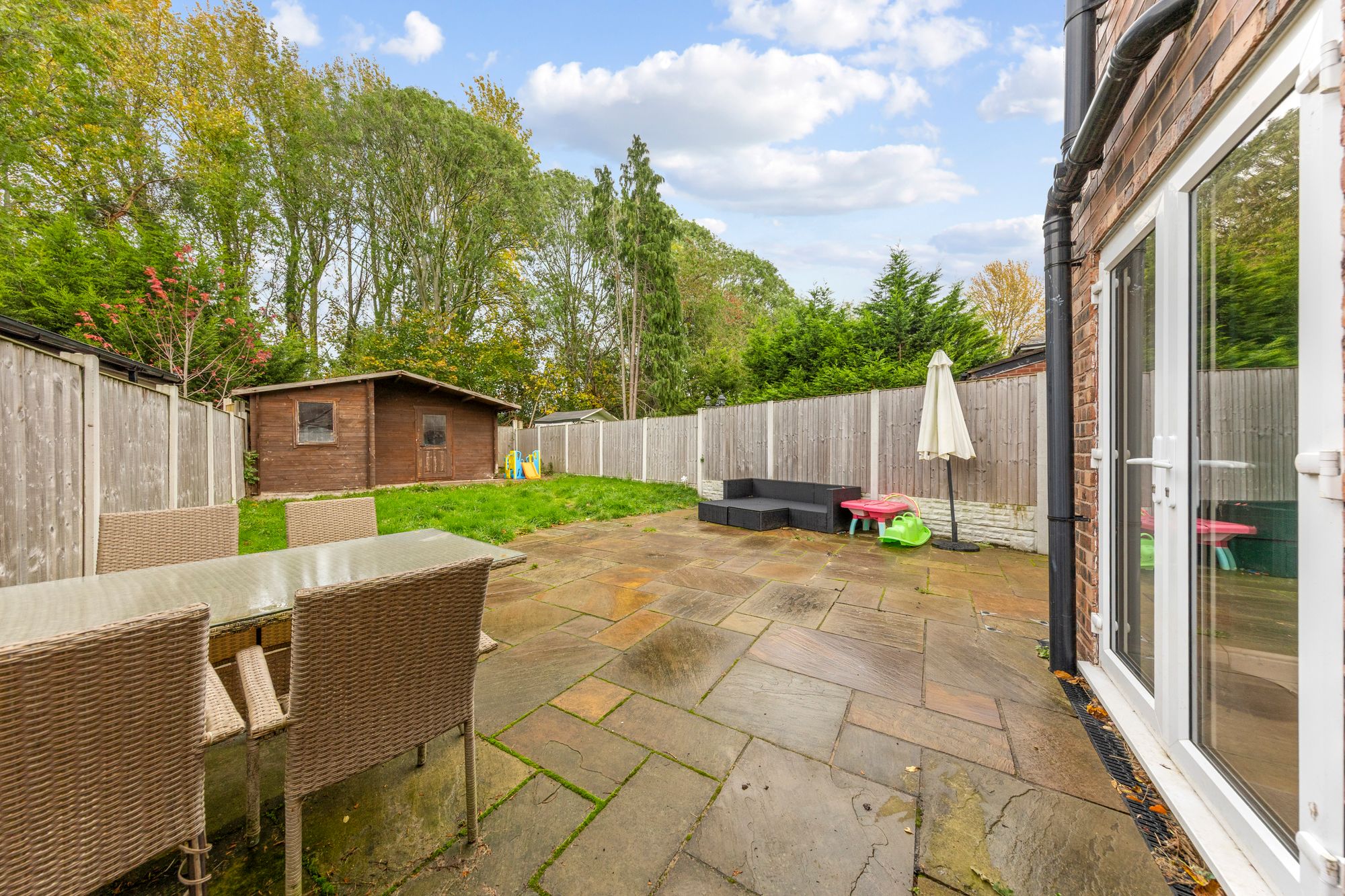 Gig Lane, Woolston, WA1