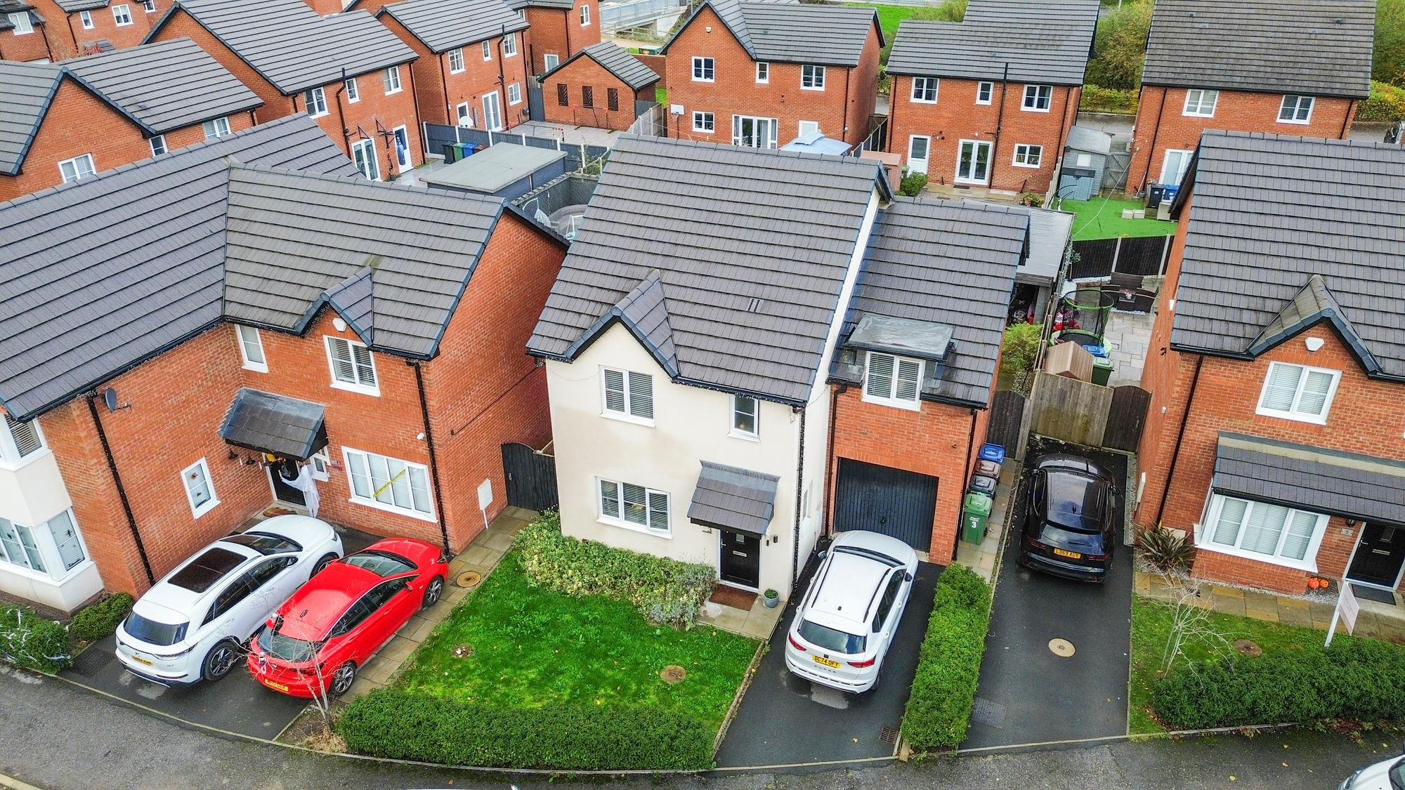 Hulme Gardens, Leigh, WN7