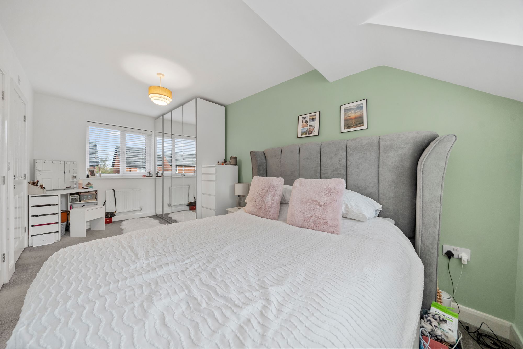 Hulme Gardens, Leigh, WN7