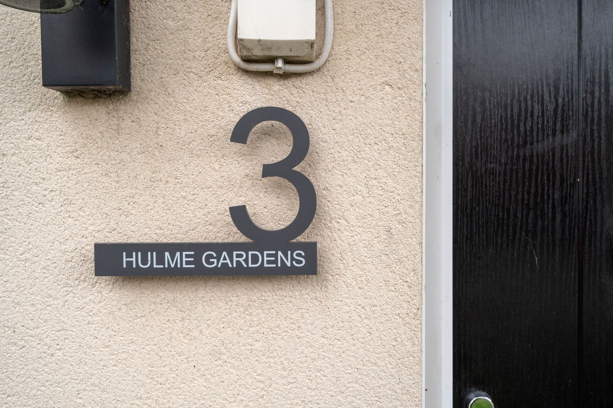 Hulme Gardens, Leigh, WN7