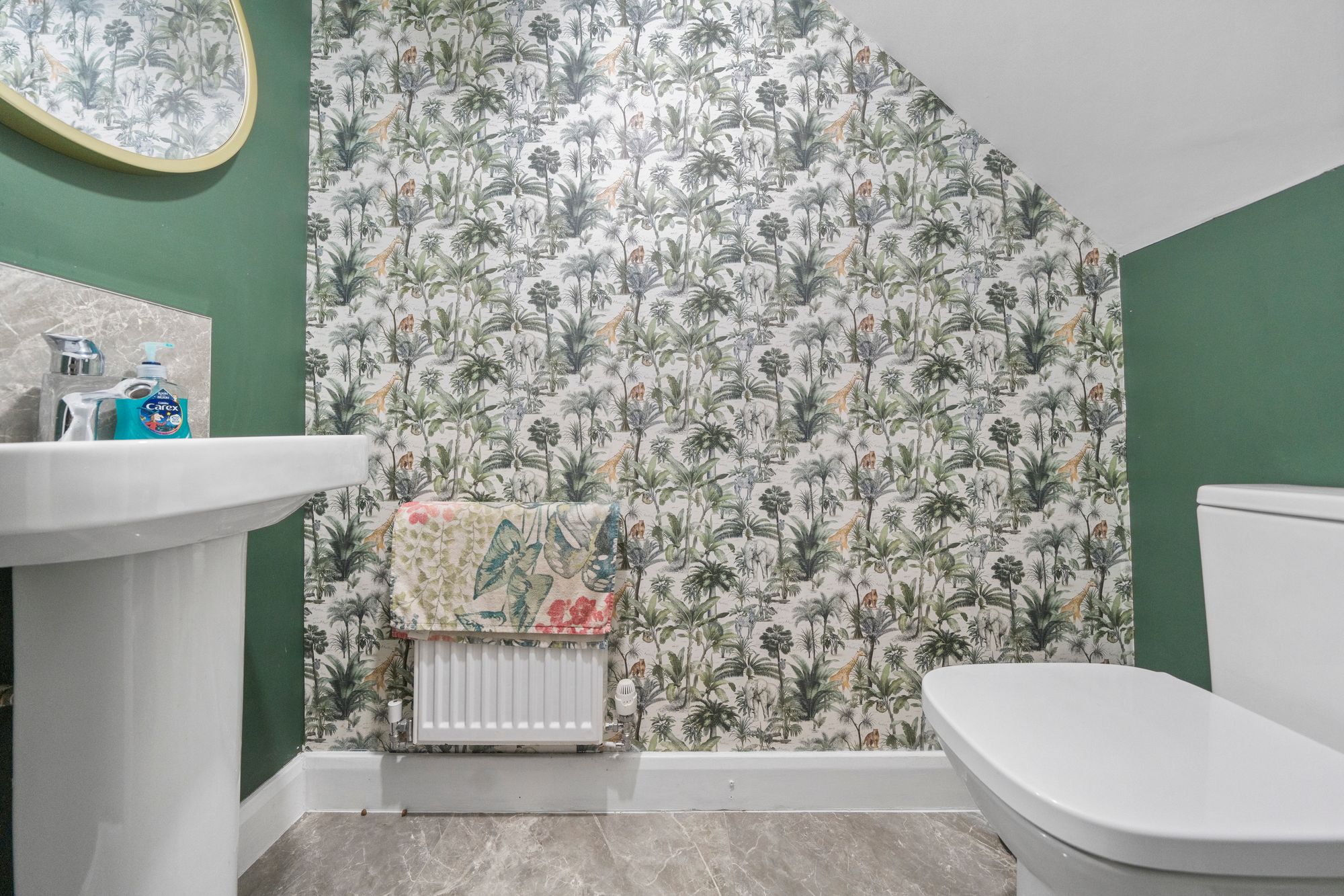 Hulme Gardens, Leigh, WN7