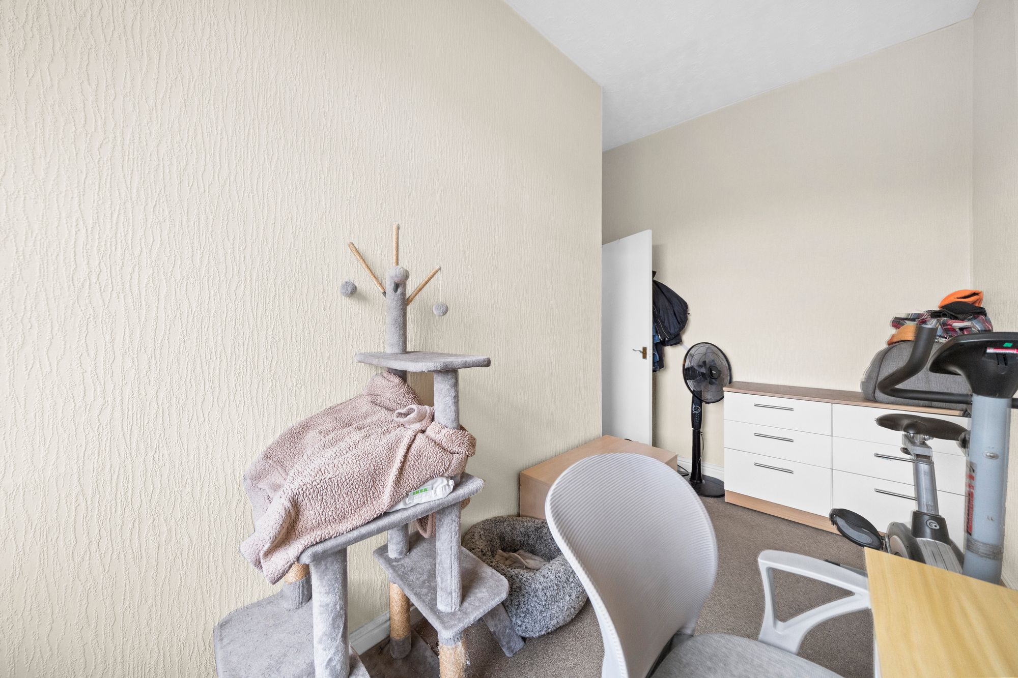 Charles Street, Golborne, WA3