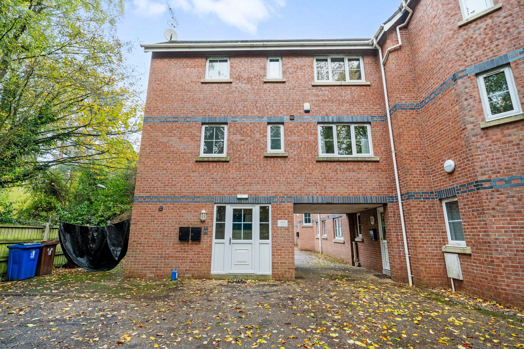 Orchard Lane, Leigh, WN7