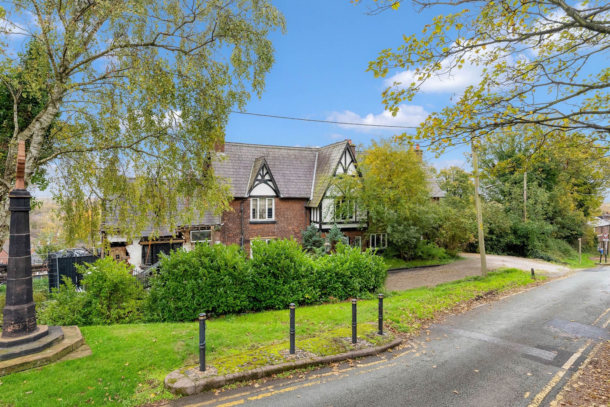 Castle Road, Halton, WA7