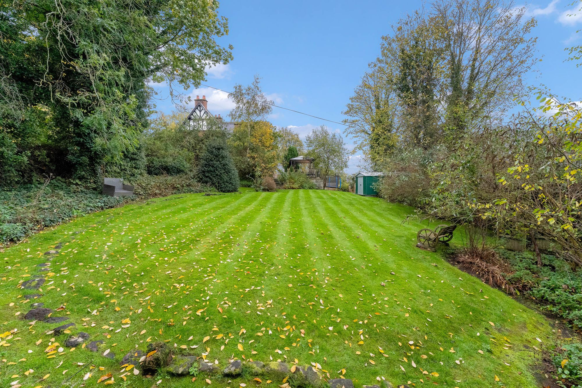 Castle Road, Halton, WA7