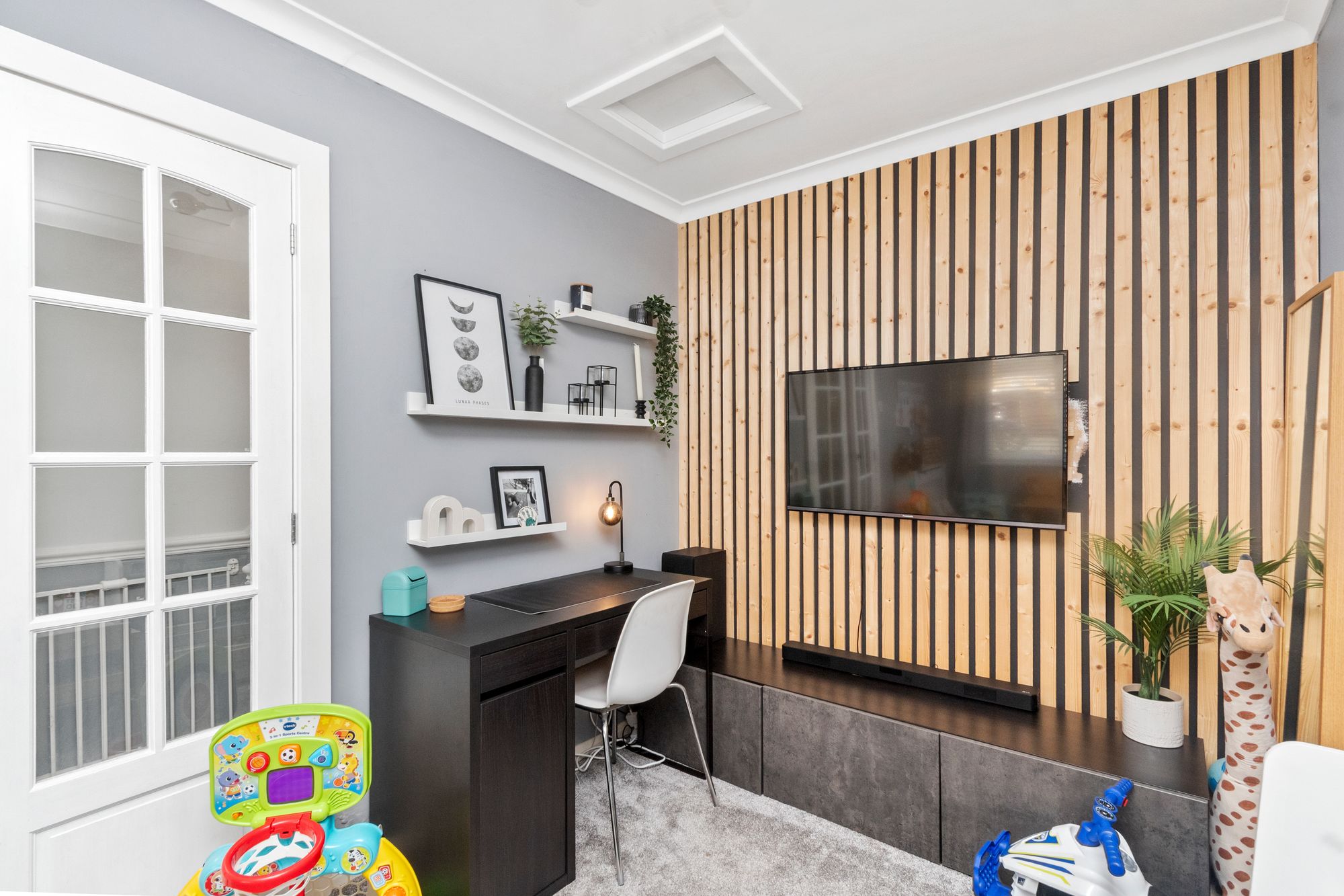 Kintore Drive, Warrington