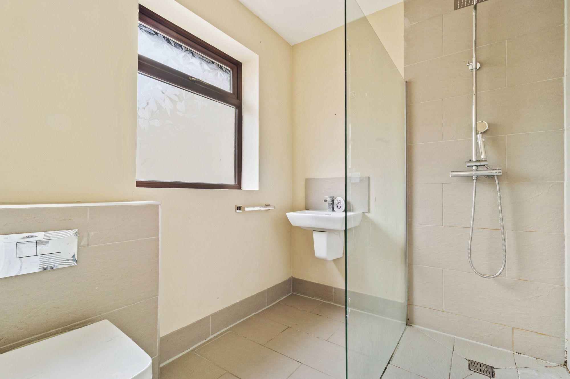 Chester Road, Warrington, WA4