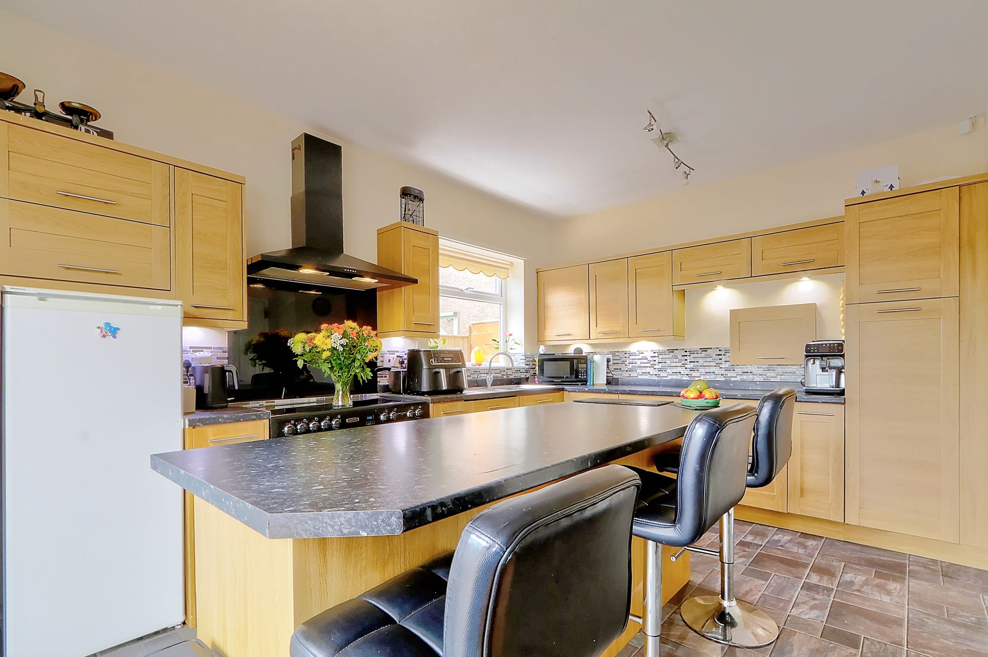 _MG_3285_6_7_Enhancer